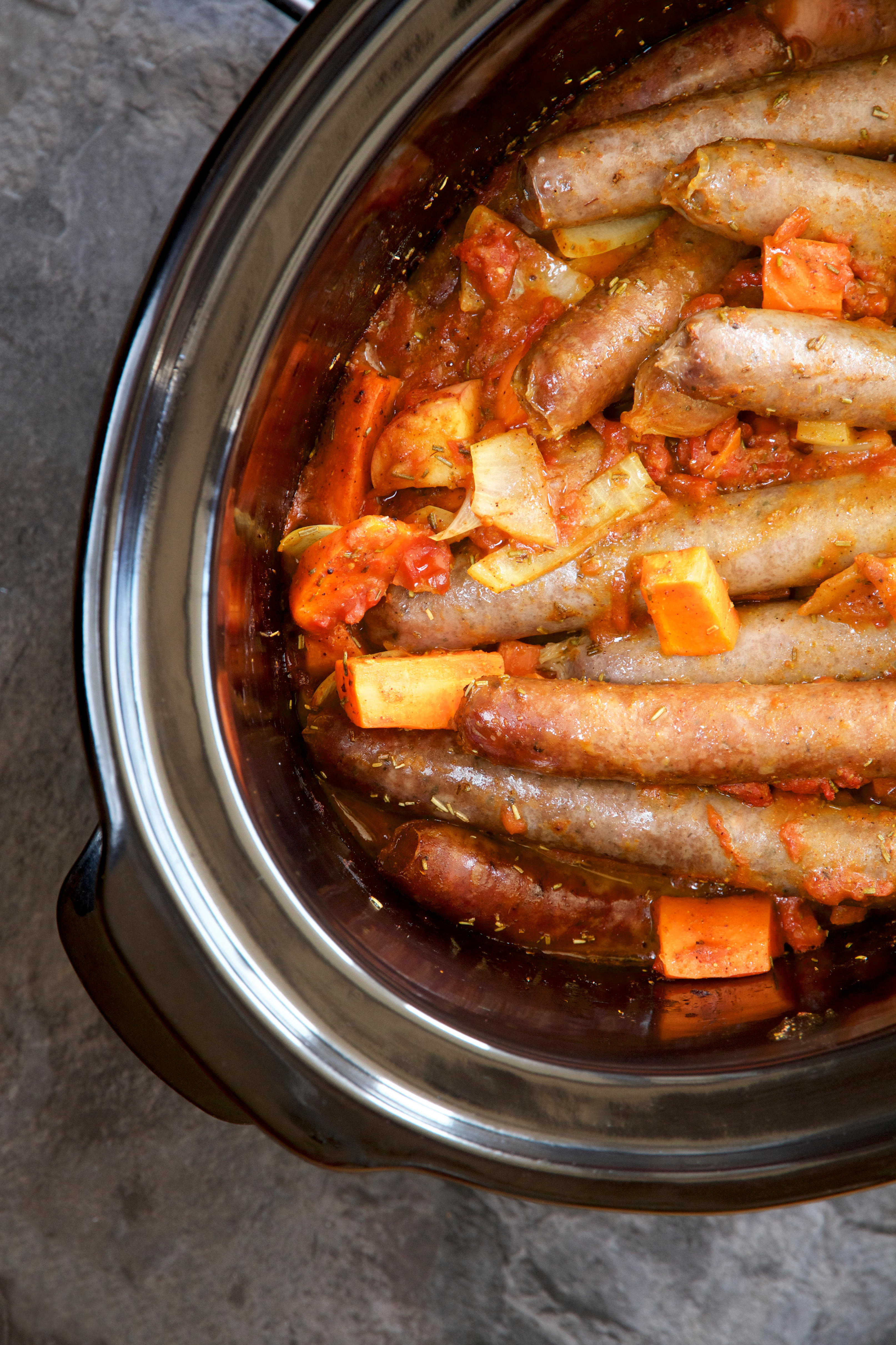 slow cooker cooking sausages