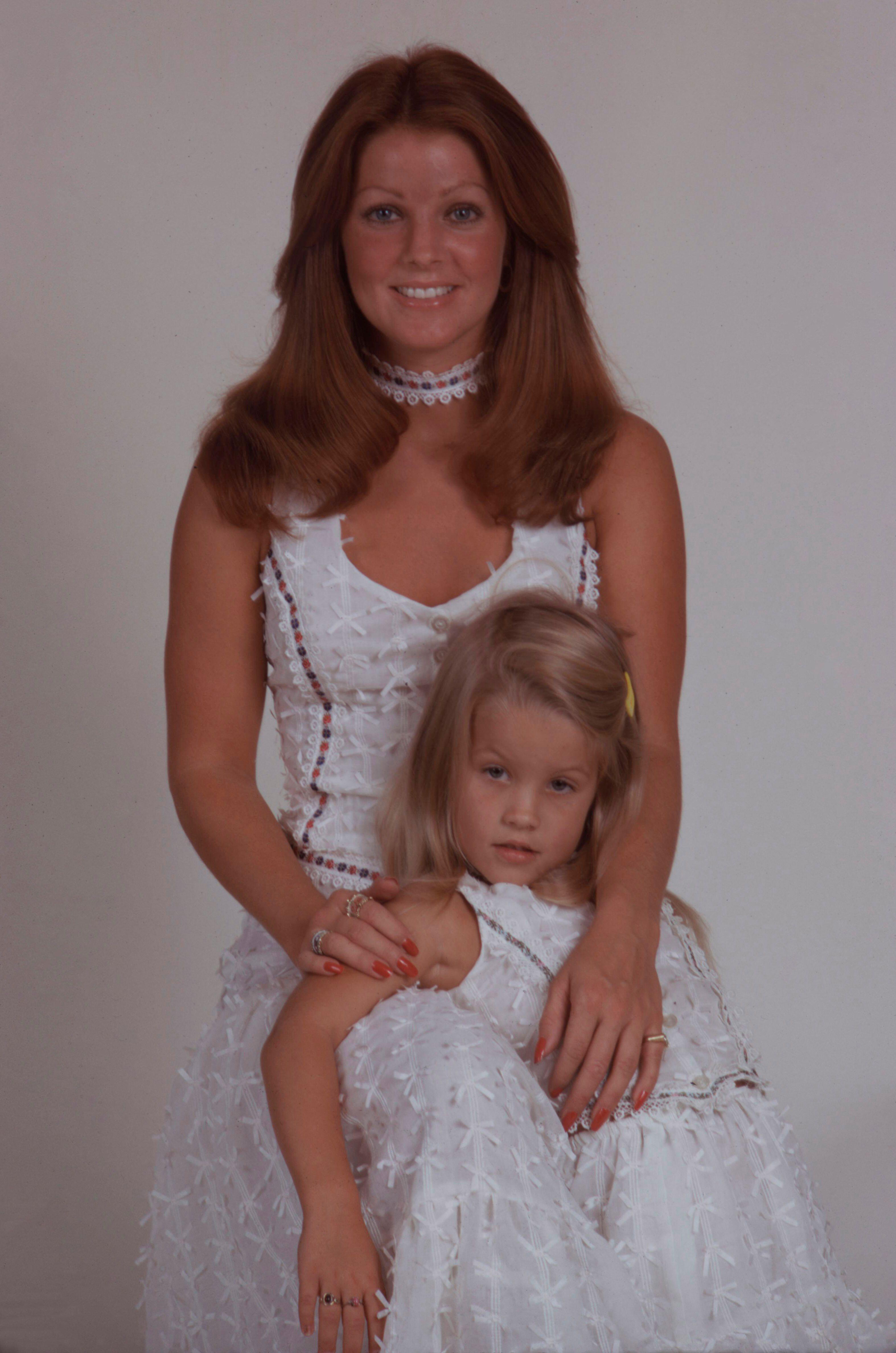 Priscilla Presley and daughter Lisa Marie circa 1974