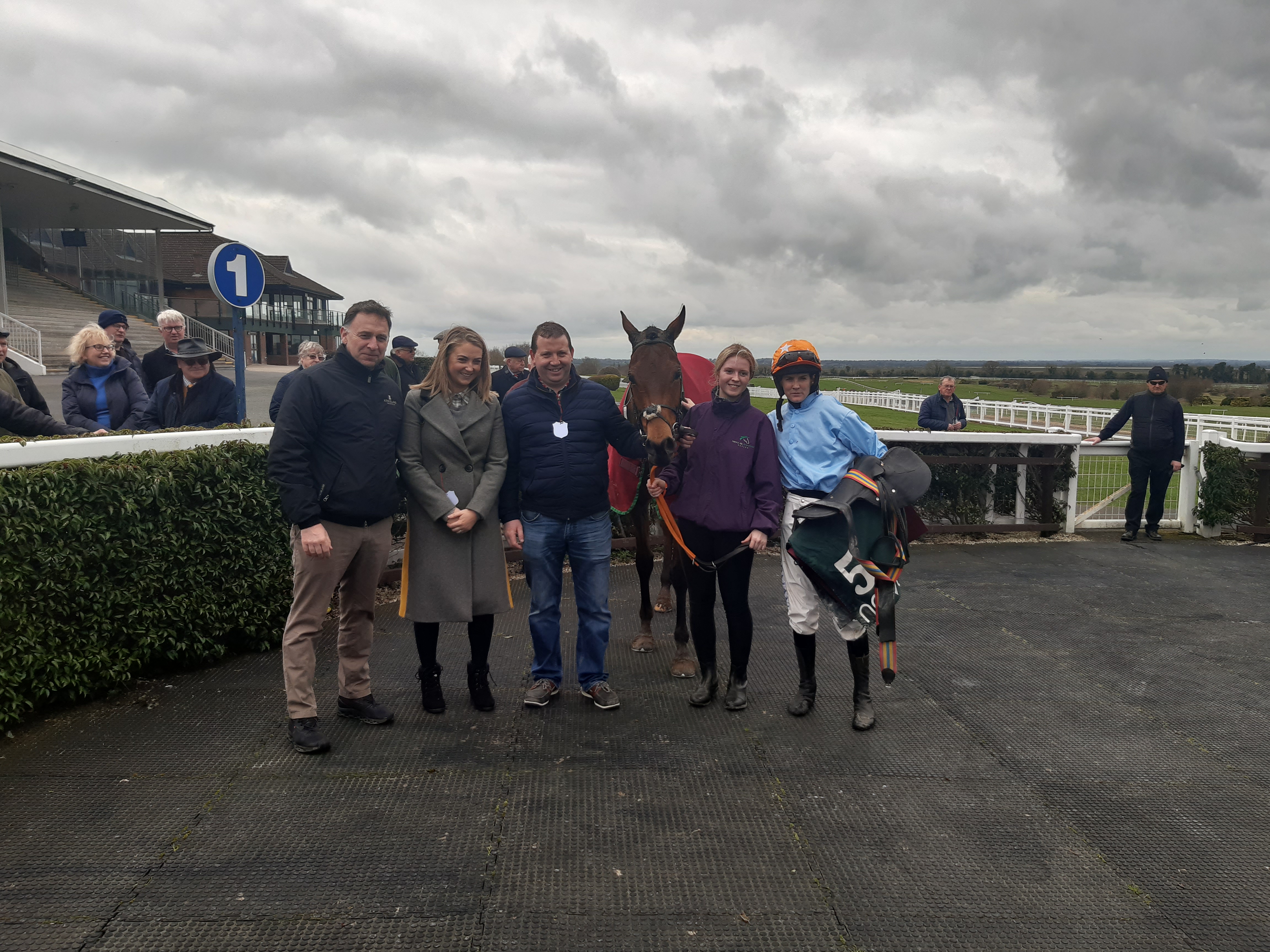 Senior Chief after winning at Navan