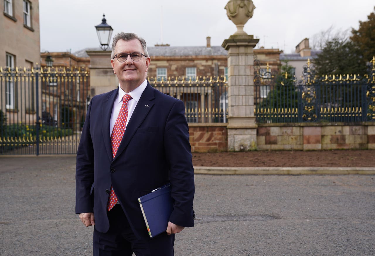 Jeffrey Donaldson has ‘no regrets’ on walk out from Good Friday ...