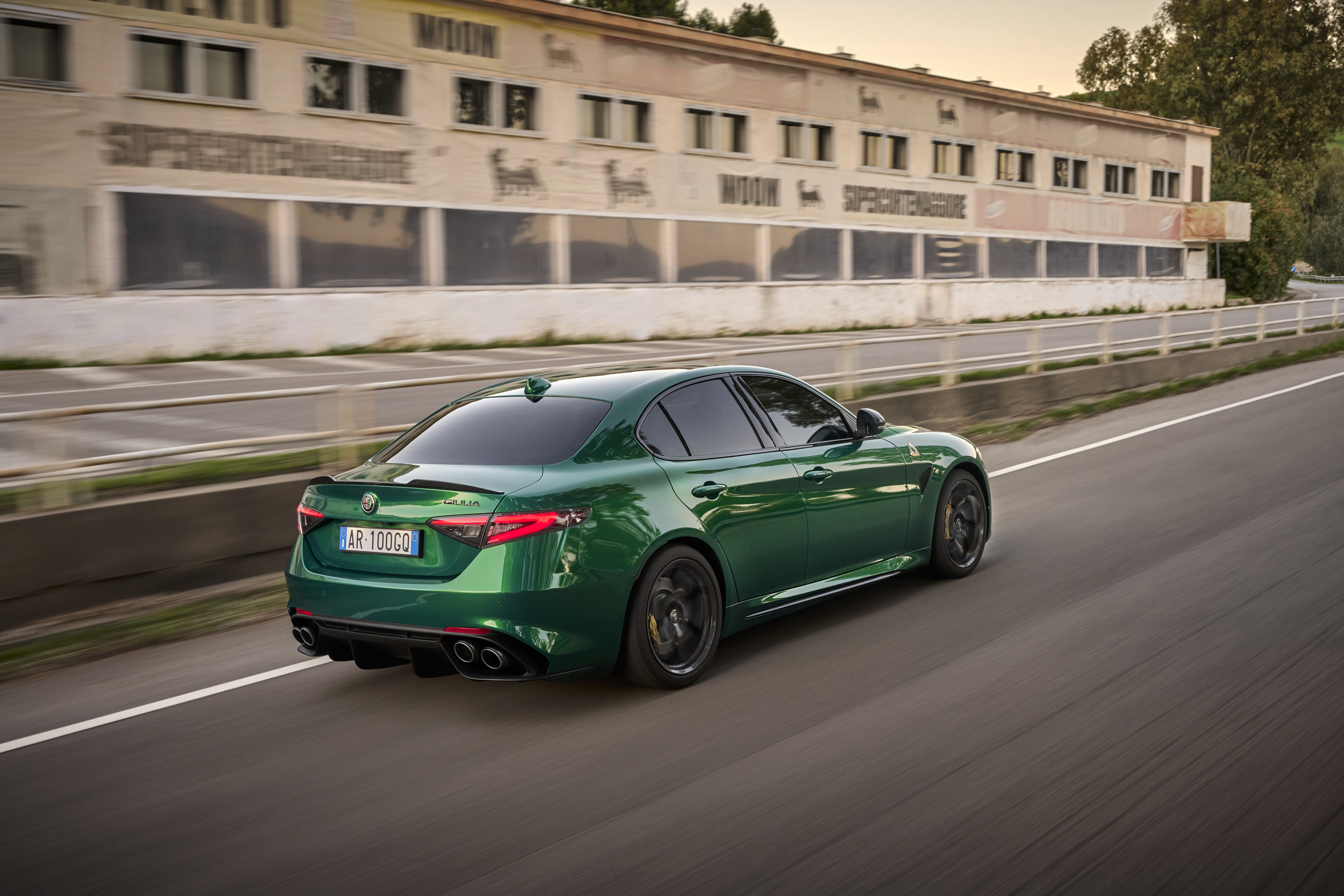 Alfa Romeo Quadrifoglio 100th Anniversario