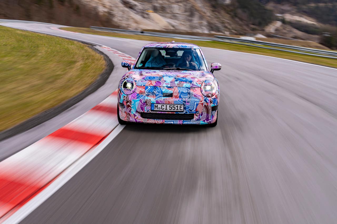 Mini announces new details about Cooper Electric | Express & Star