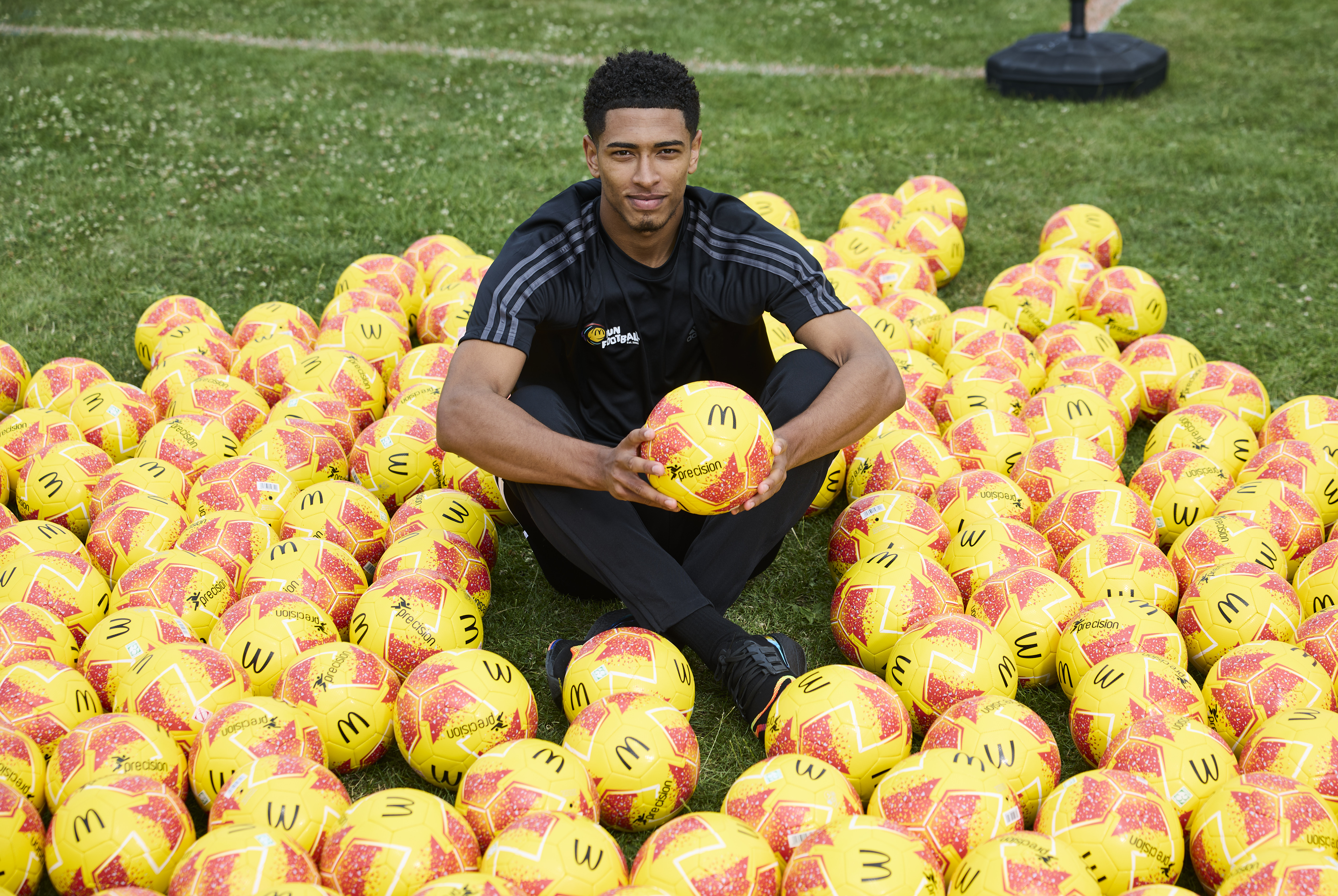 McDonald’s Fun Football programme is the largest grassroots programme in the UK for 5-11 year olds, where 250,000 children have had access to free football in the last 12 months 