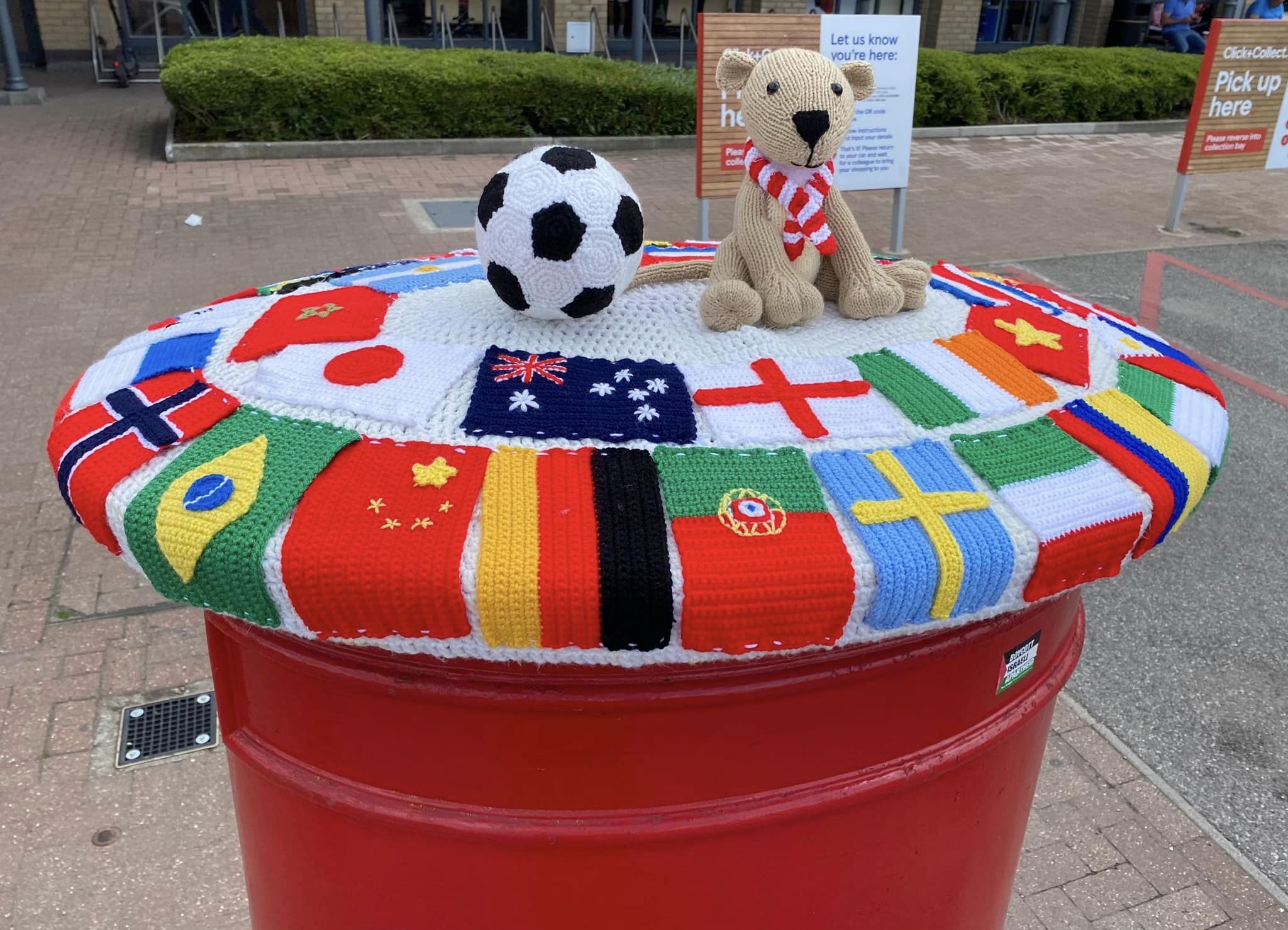 Post box topper world cup