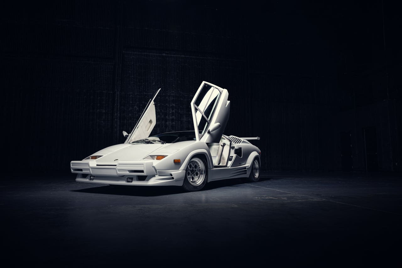 The damaged Lamborghini Countach from The Wolf of Wall Street heading ...