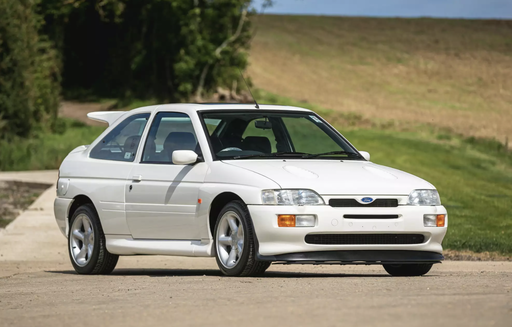 Low-mileage Fords head to auction