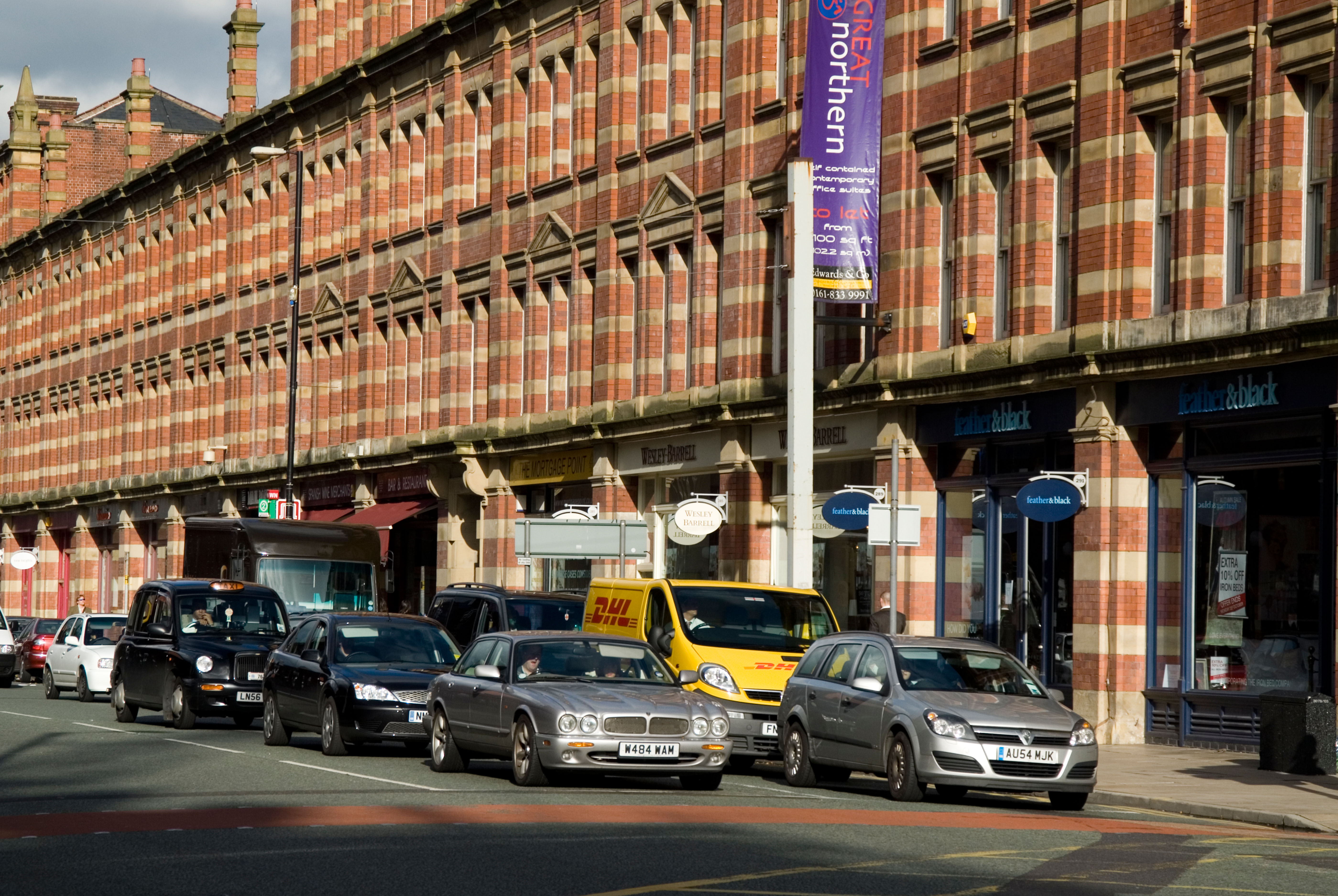 Traffic in Manchester's Deansgate