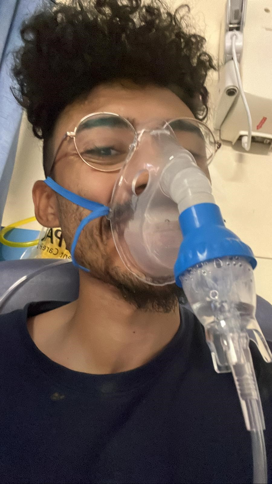 Shakeem with an oxygen mask