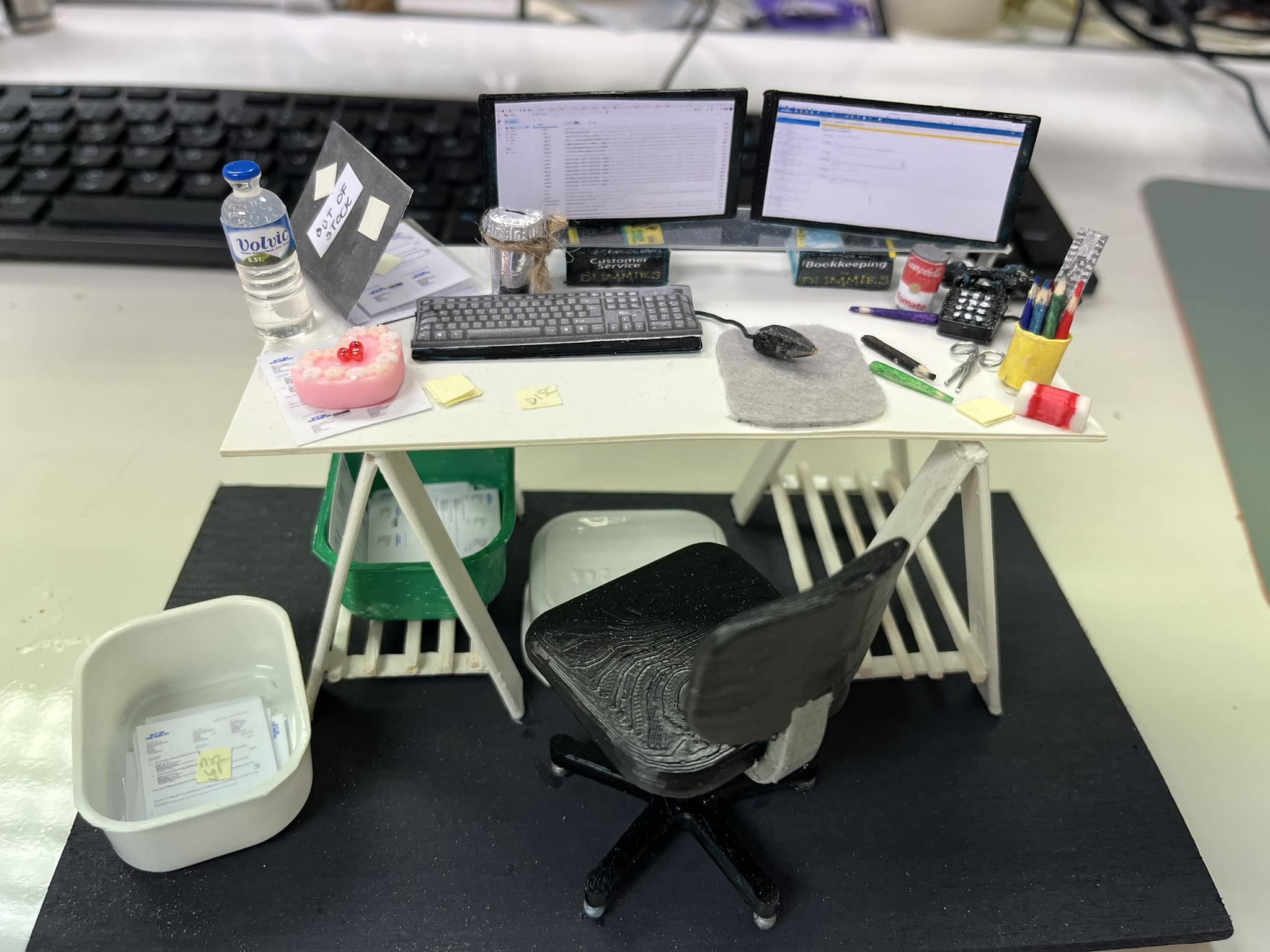 Mini desk 