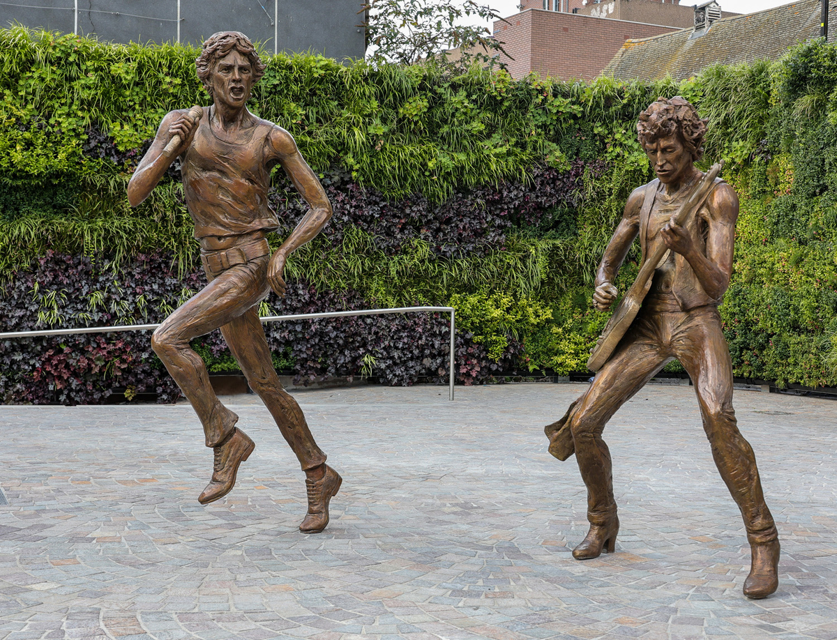 The Rolling Stones' Keith Richards and Sir Mick Jagger portrayed in the "Glimmer Twins" statues in Kent