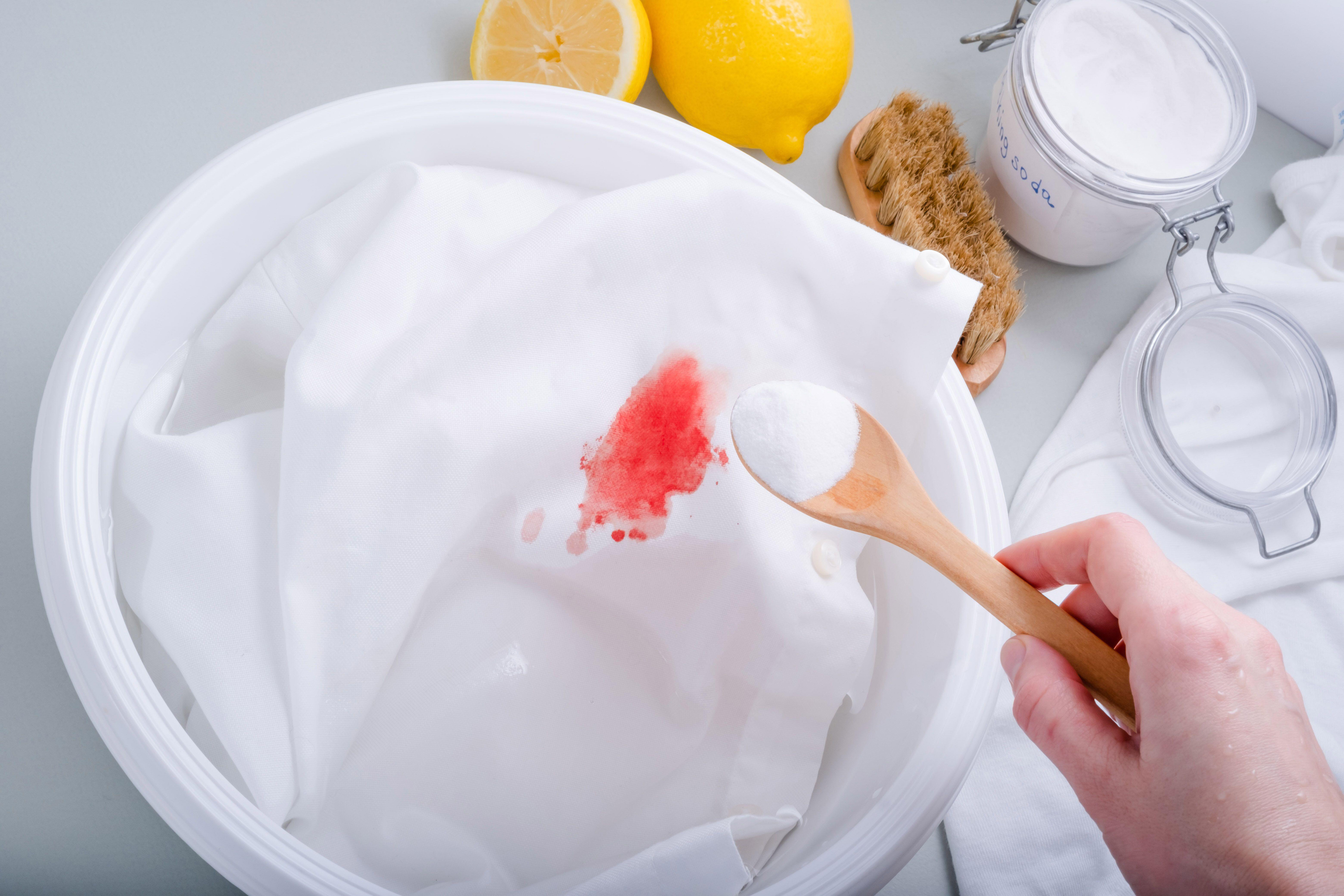 Homemade eco-friendly stain remover