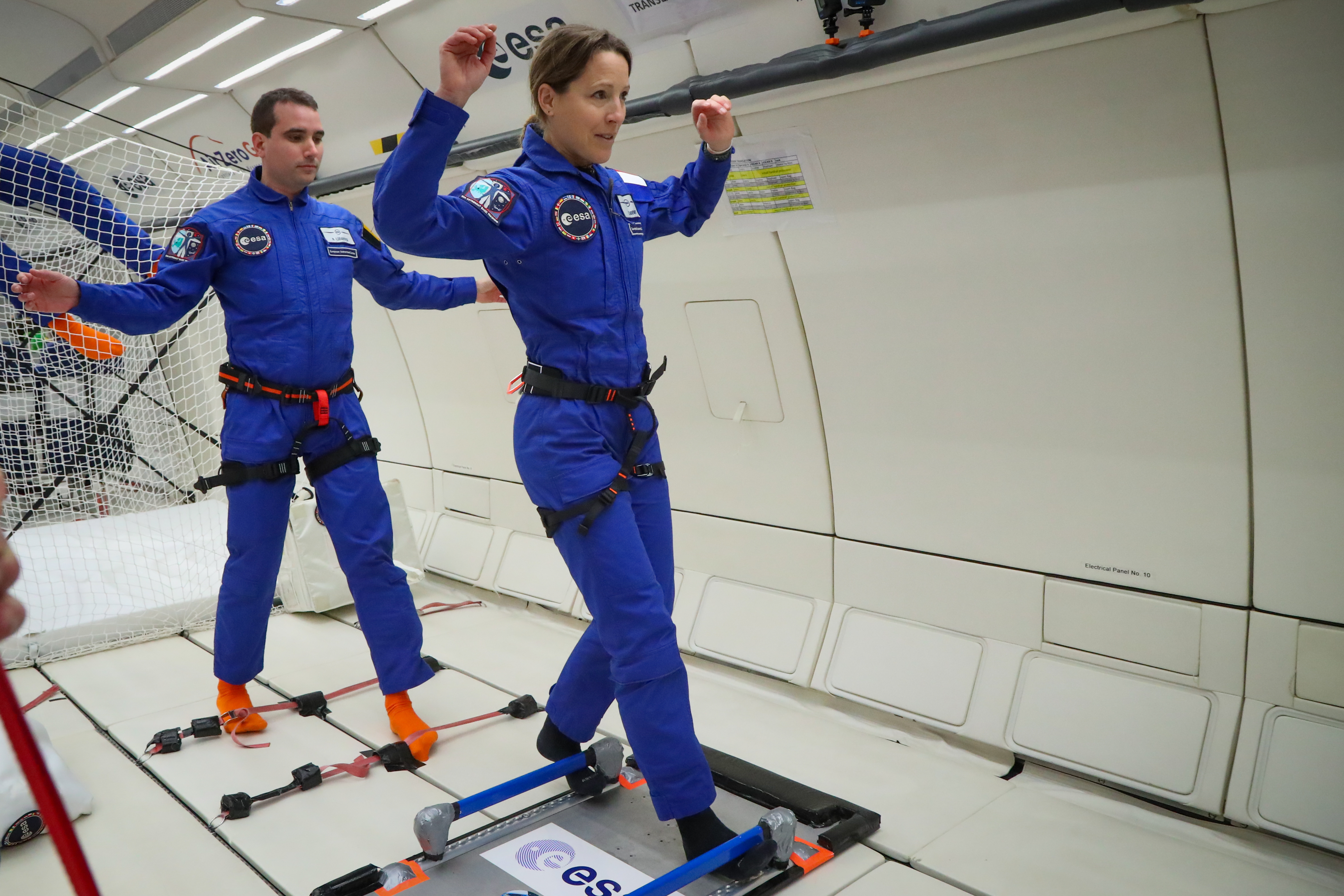 Raphael Liegeois and Sophie Adenot during their parabolic flight training