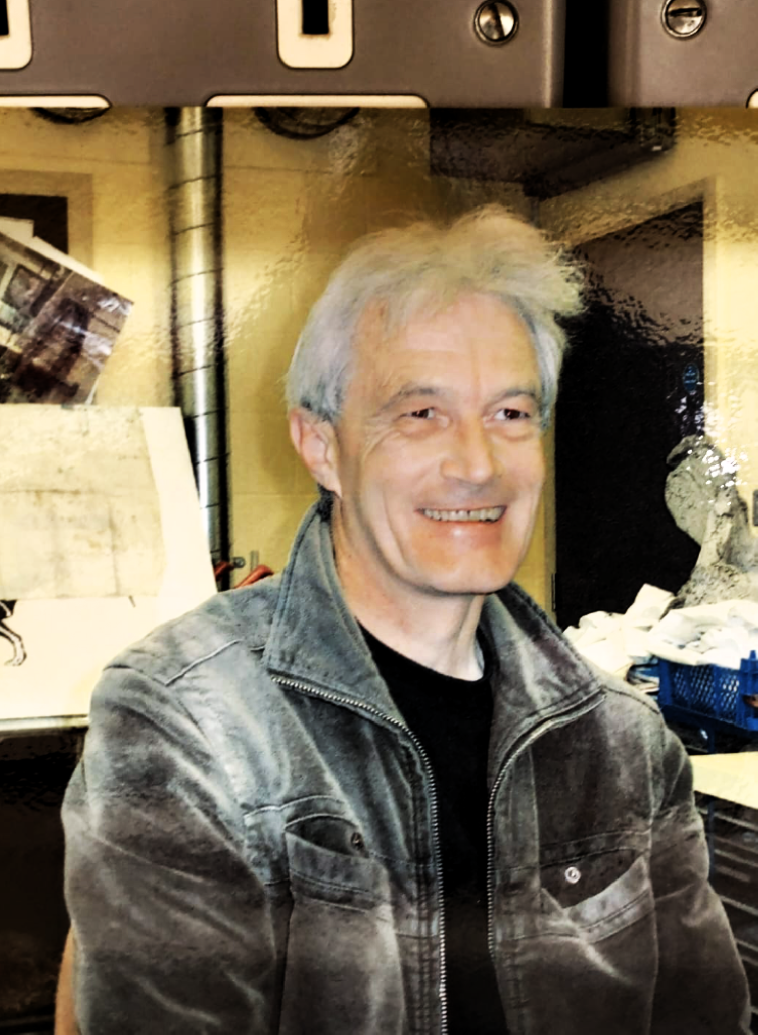 The late Nick Chase who discovered the Comptonatus chasei specimen in 2013 