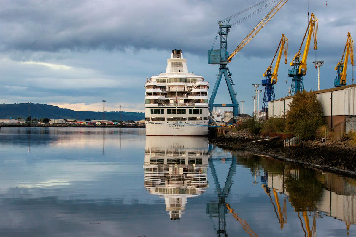 Luxury cruise ship passengers find love while marooned in Belfast