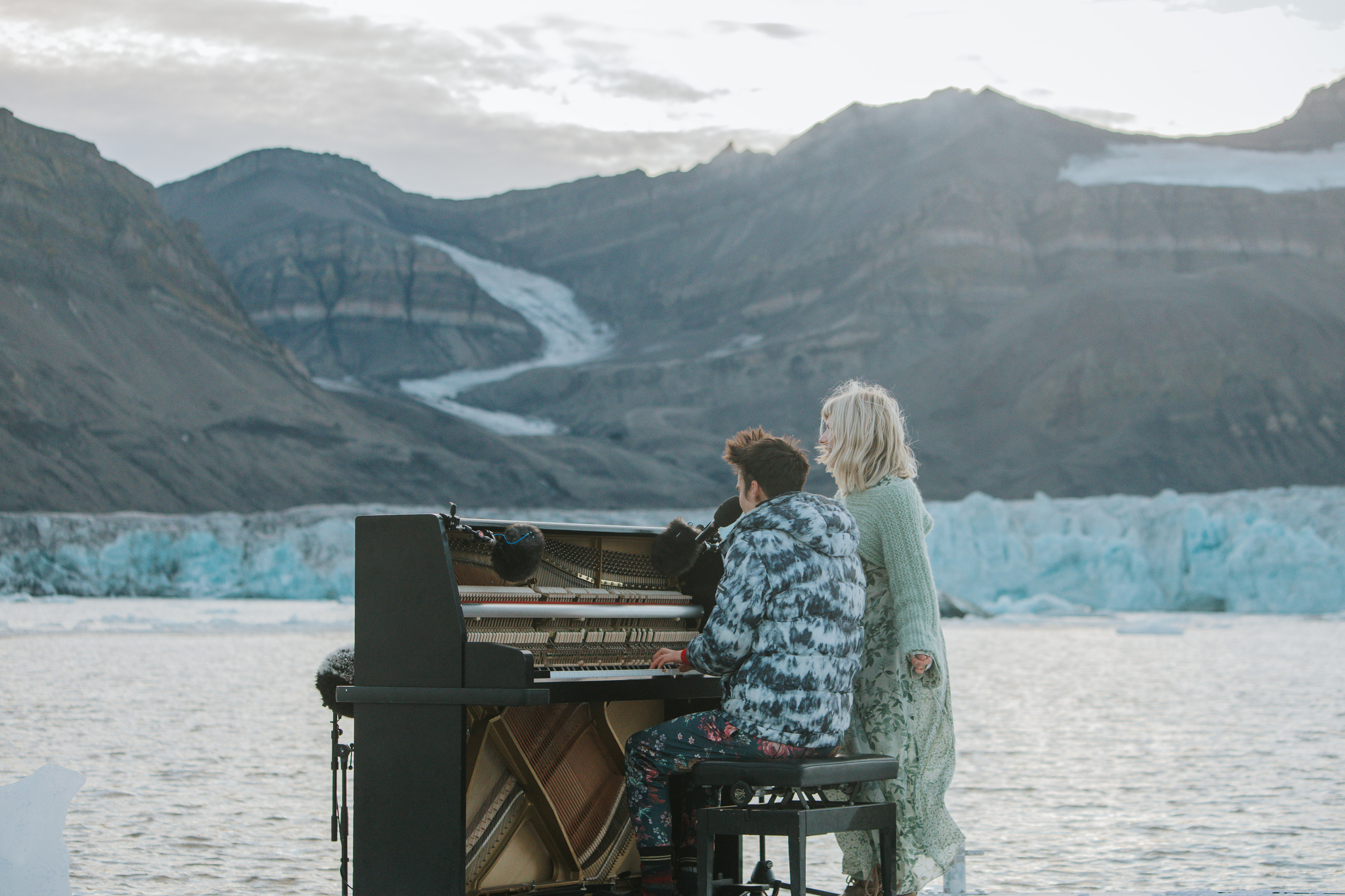 Jacob Collier and Aurora