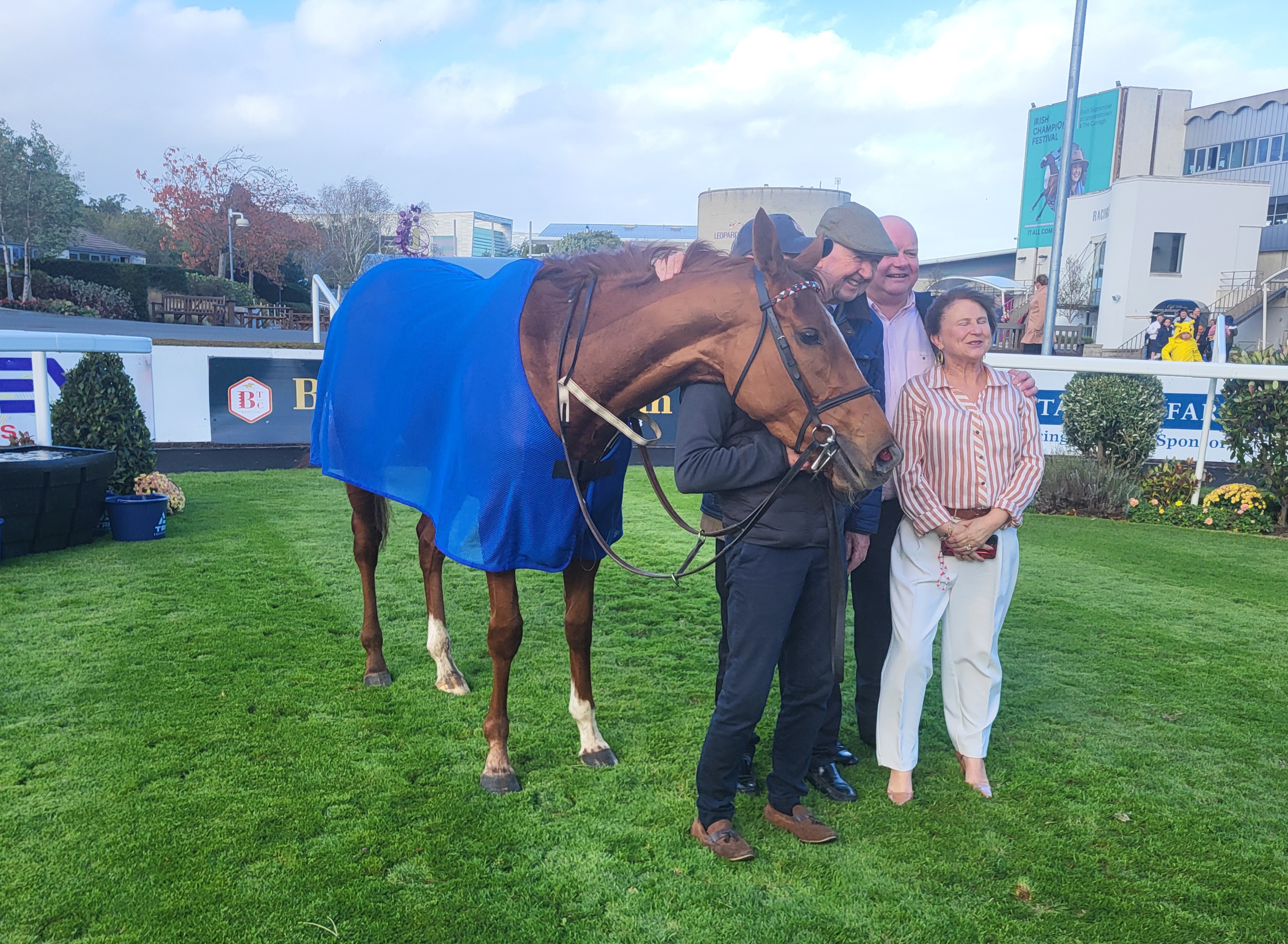 Elizabeth Jane with Dermot Weld at Leopardstown