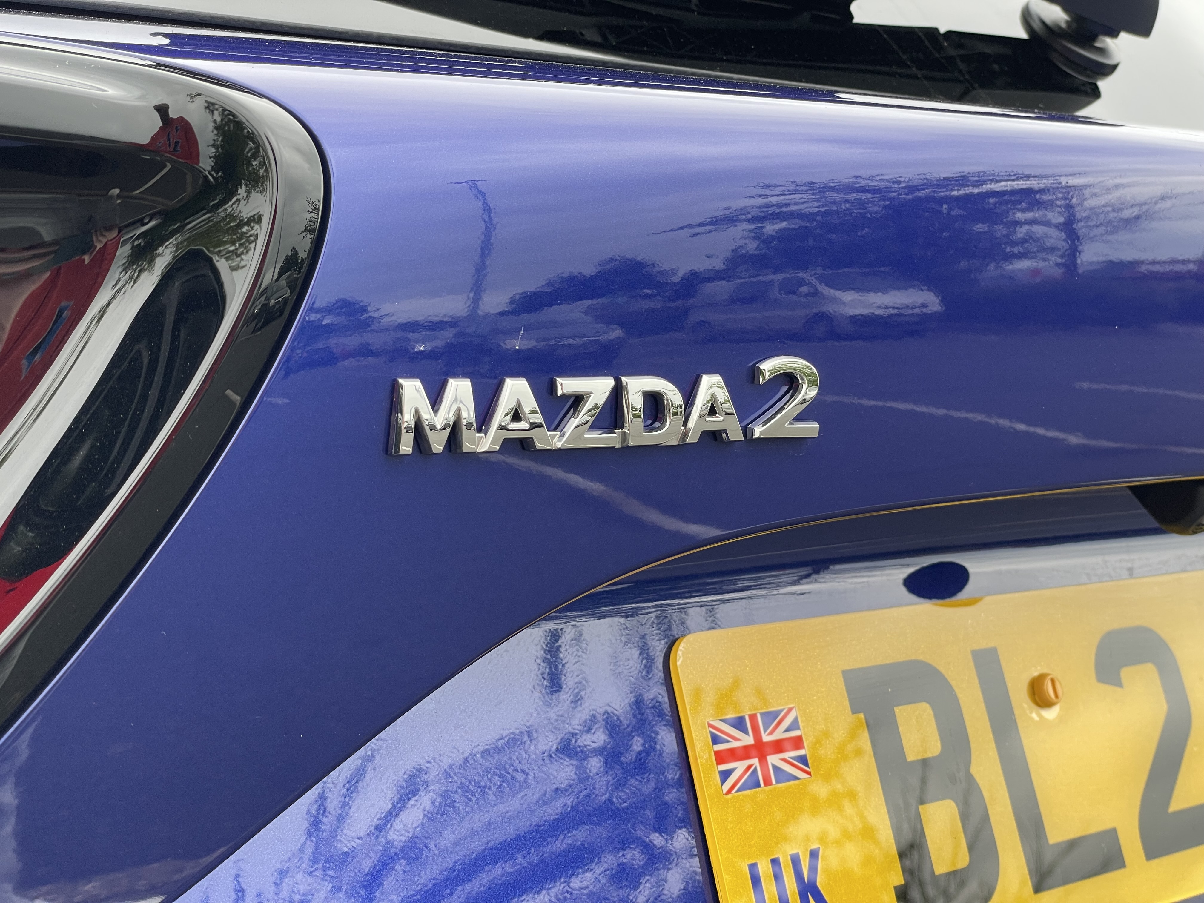 Mazda 2 Hybrid