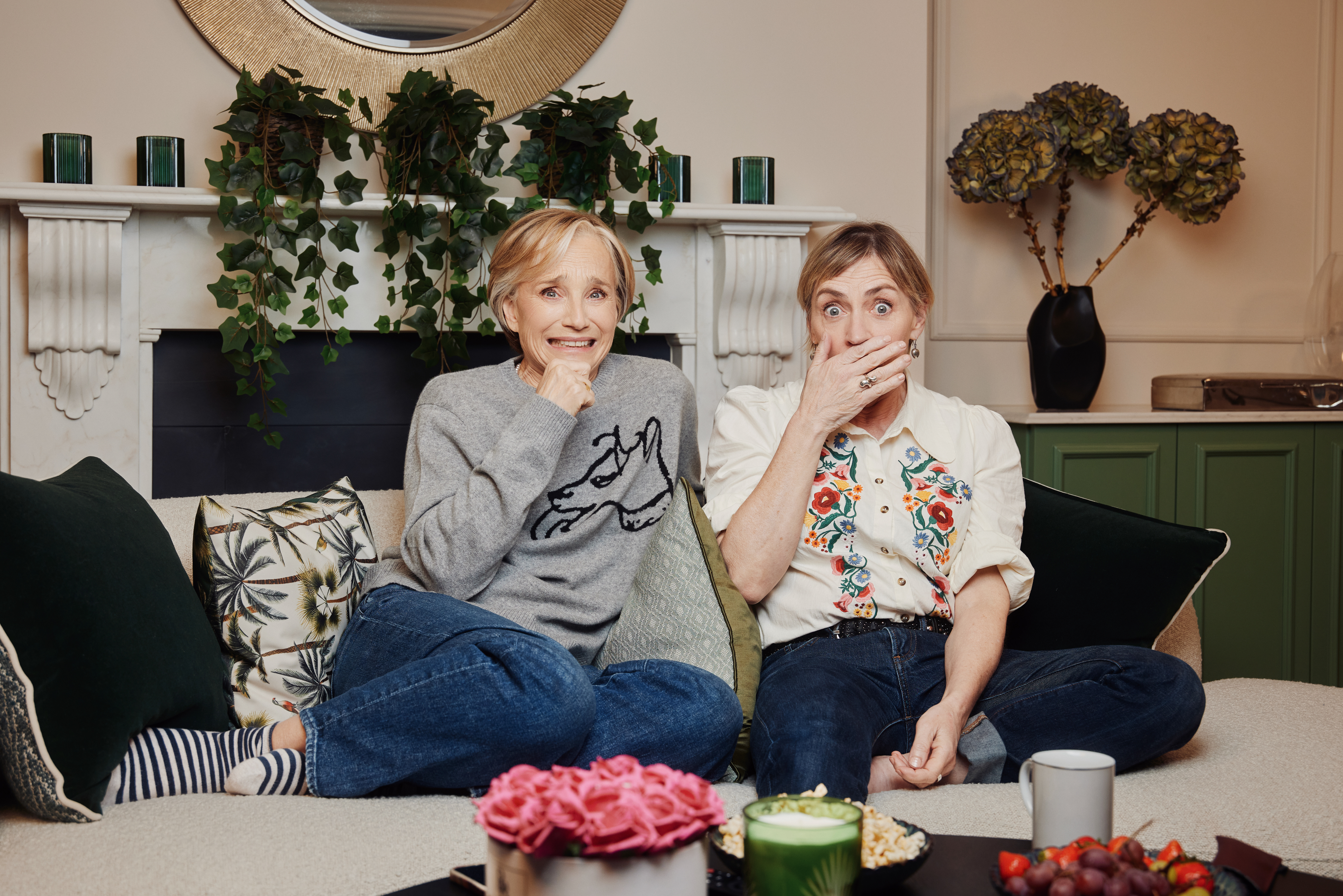 Dame Kristin Scott Thomas and Saskia Reeves on Celebrity Goggleboz