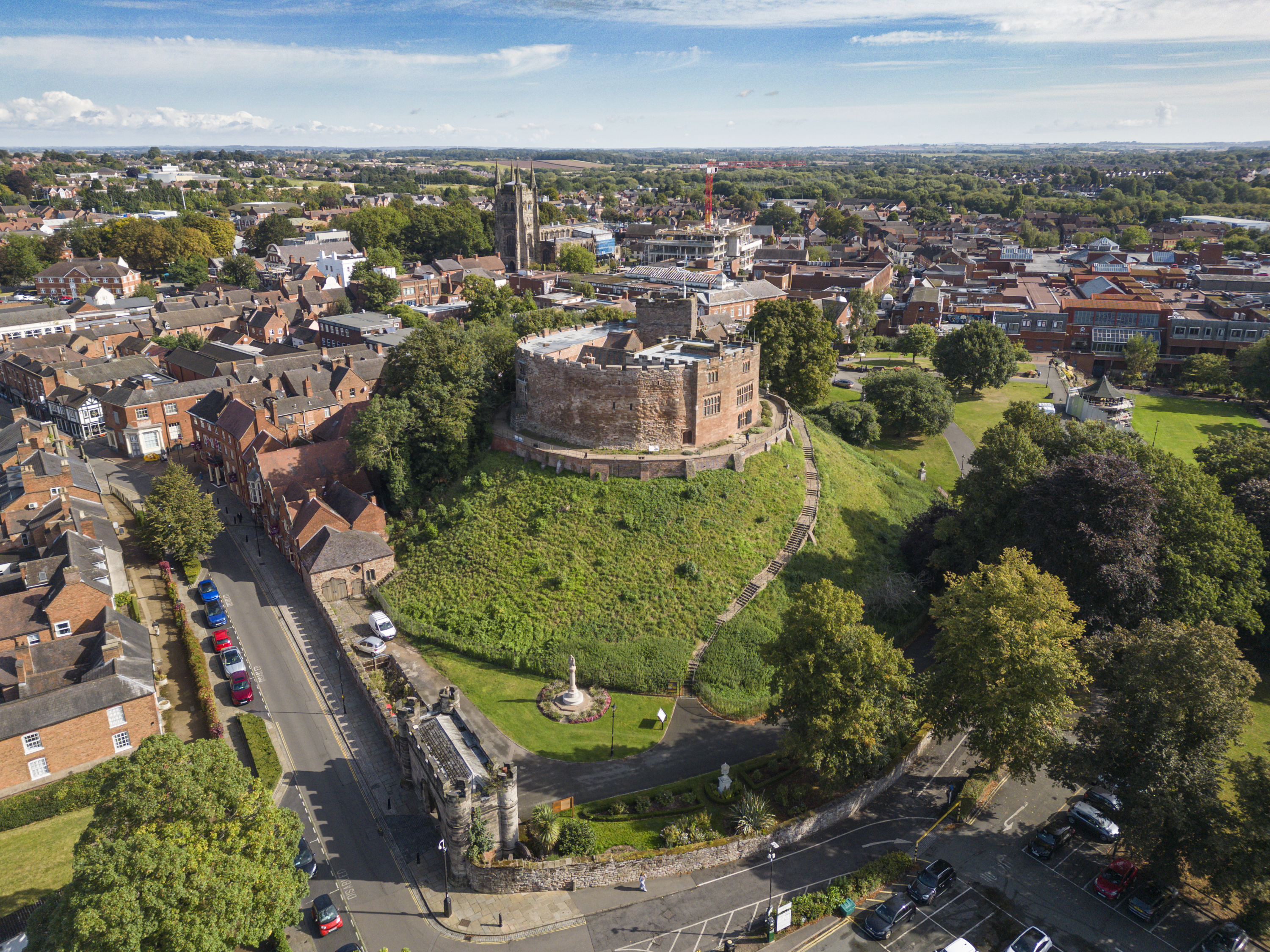 A view of Tamworth Castle and the town behind