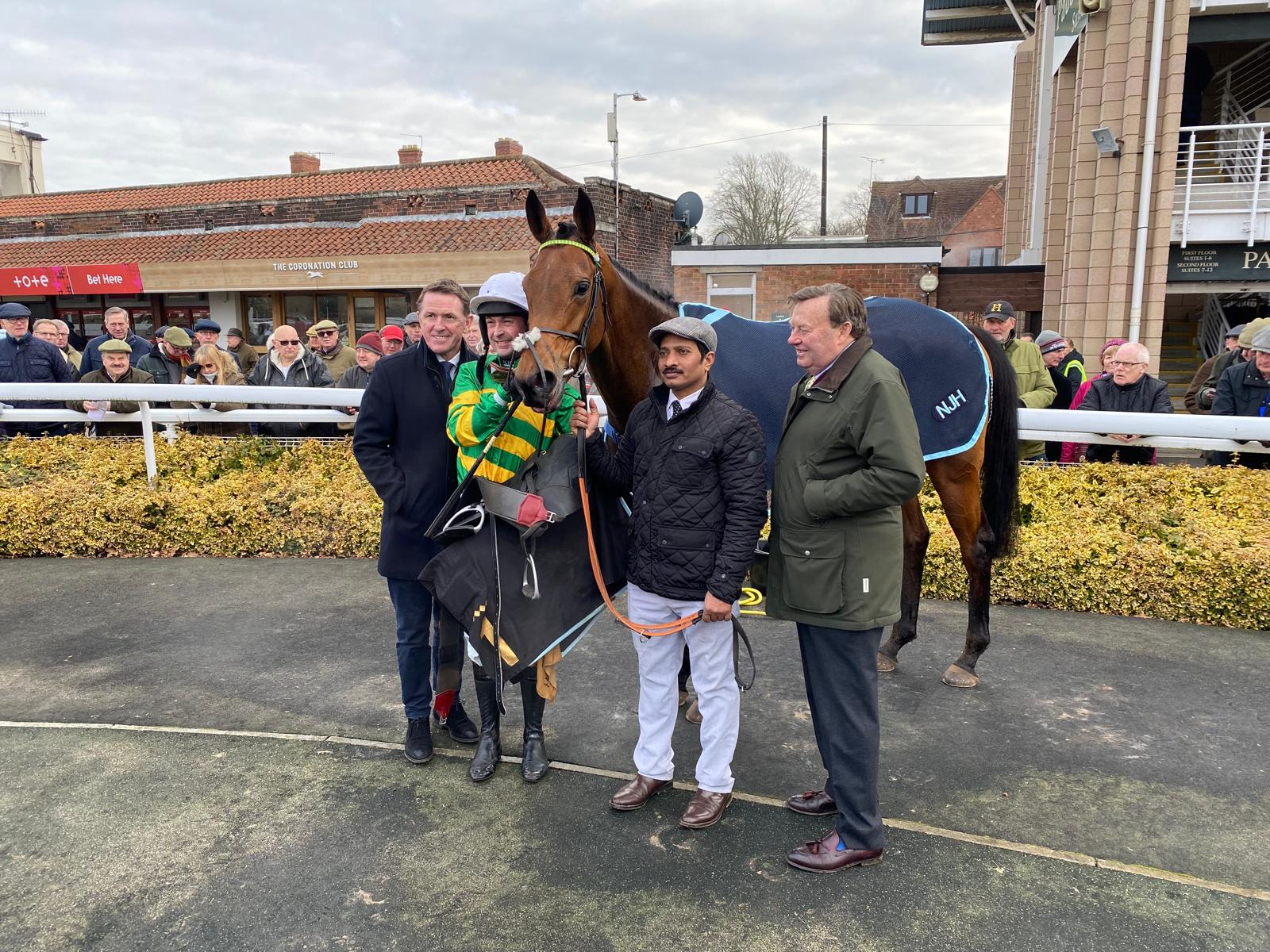 That's Nice with AP McCoy (left), Nico de Boinville and Nicky Henderson (right)