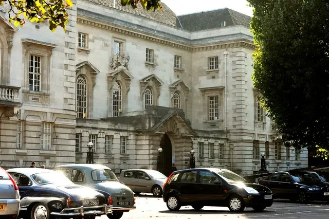 An exterior view of Inner London Crown Court