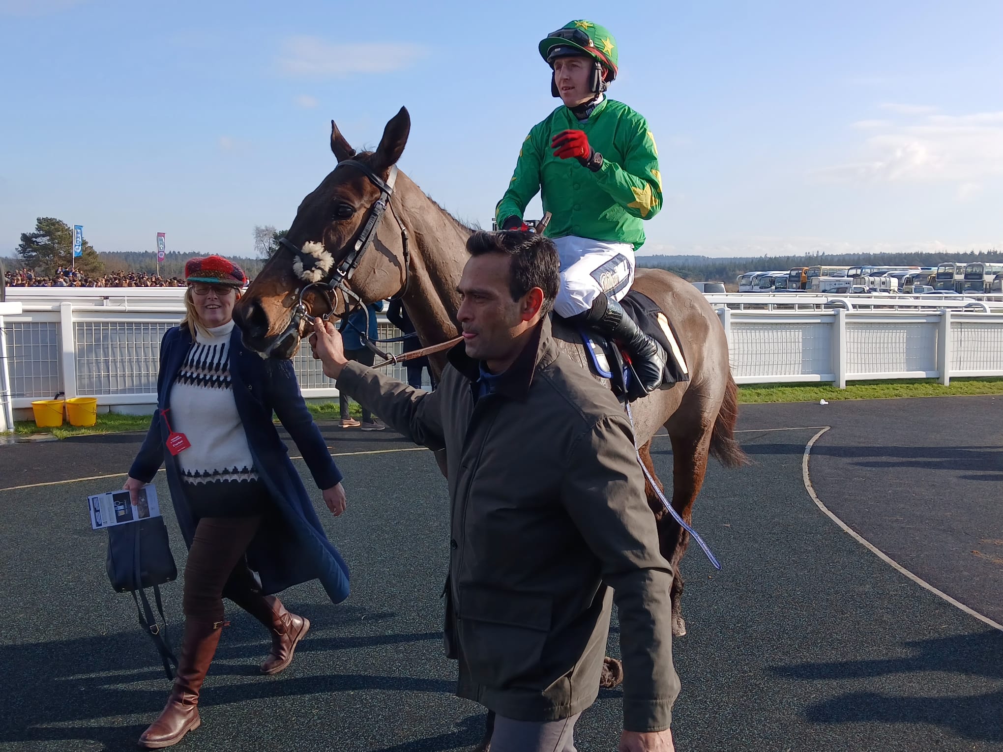 Only By Night returns to the Exeter winner's enclosure