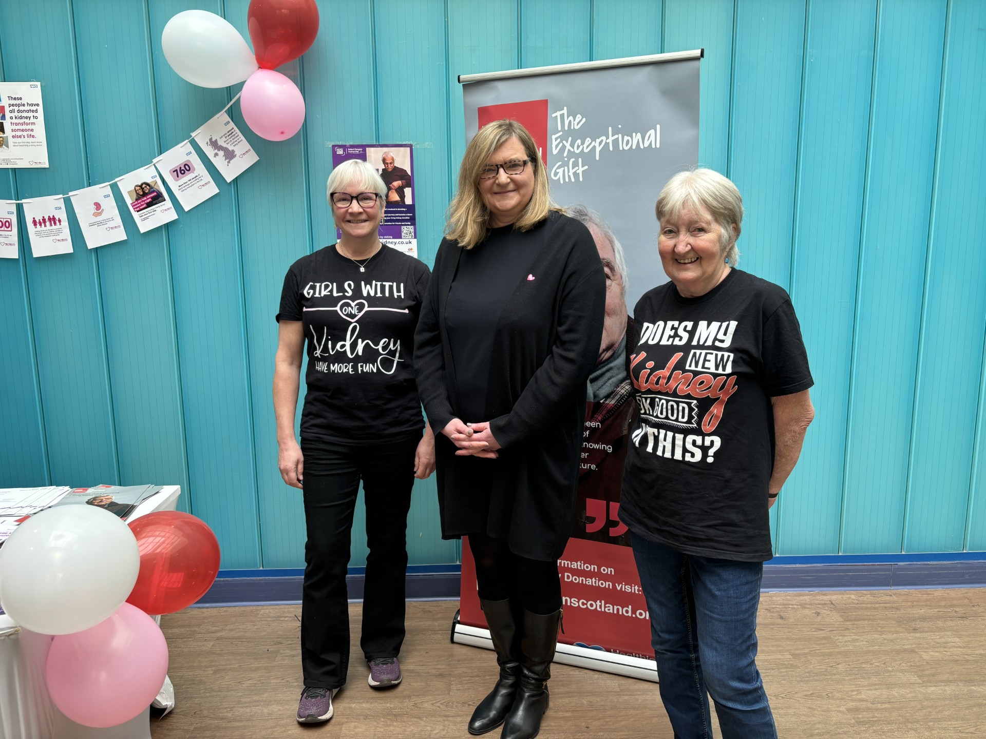 Public health minister Jenni Minto meets Lisa Wright and Valerie Jack ahead of World Kidney Day