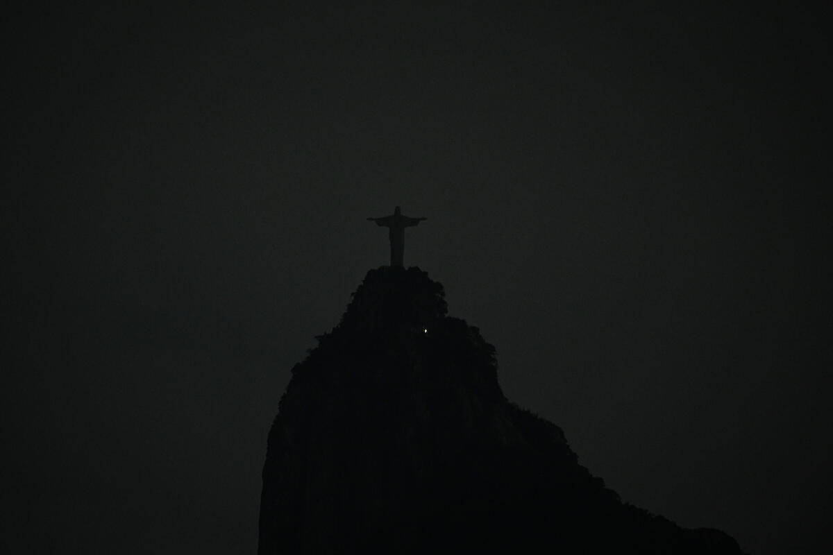 Rio's Christ the Redeemer statue in Brazil goes dark for an hour in 2022 as part of Earth Hour