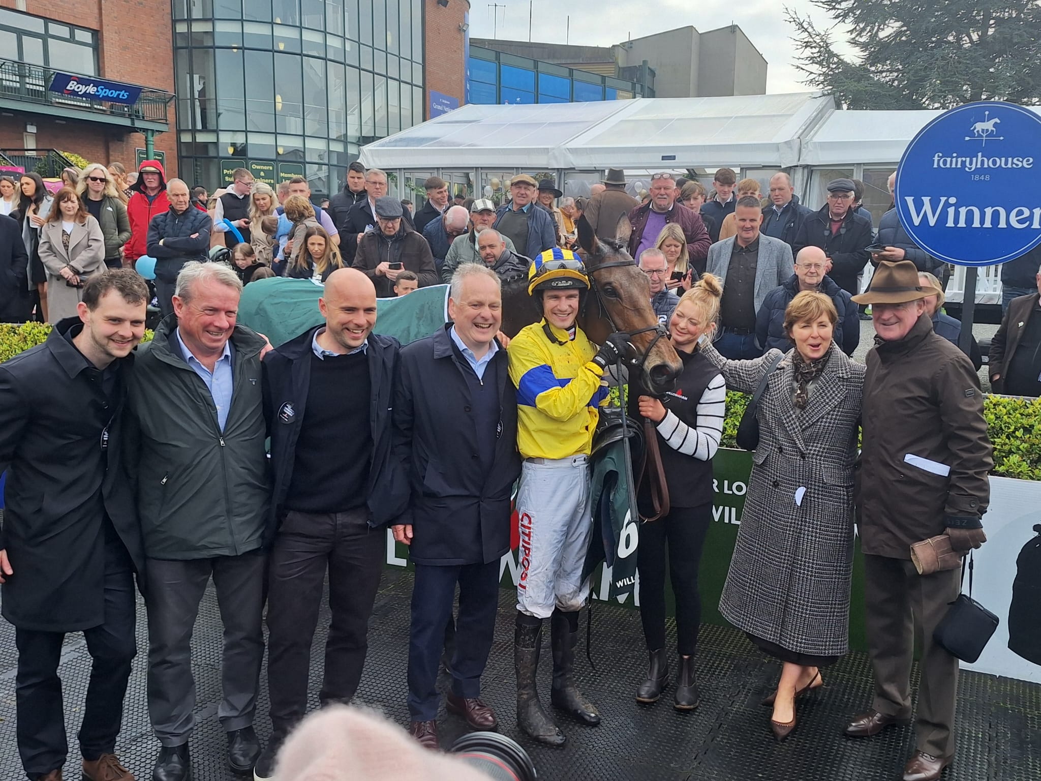Spindleberry with connections after winning at Fairyhouse