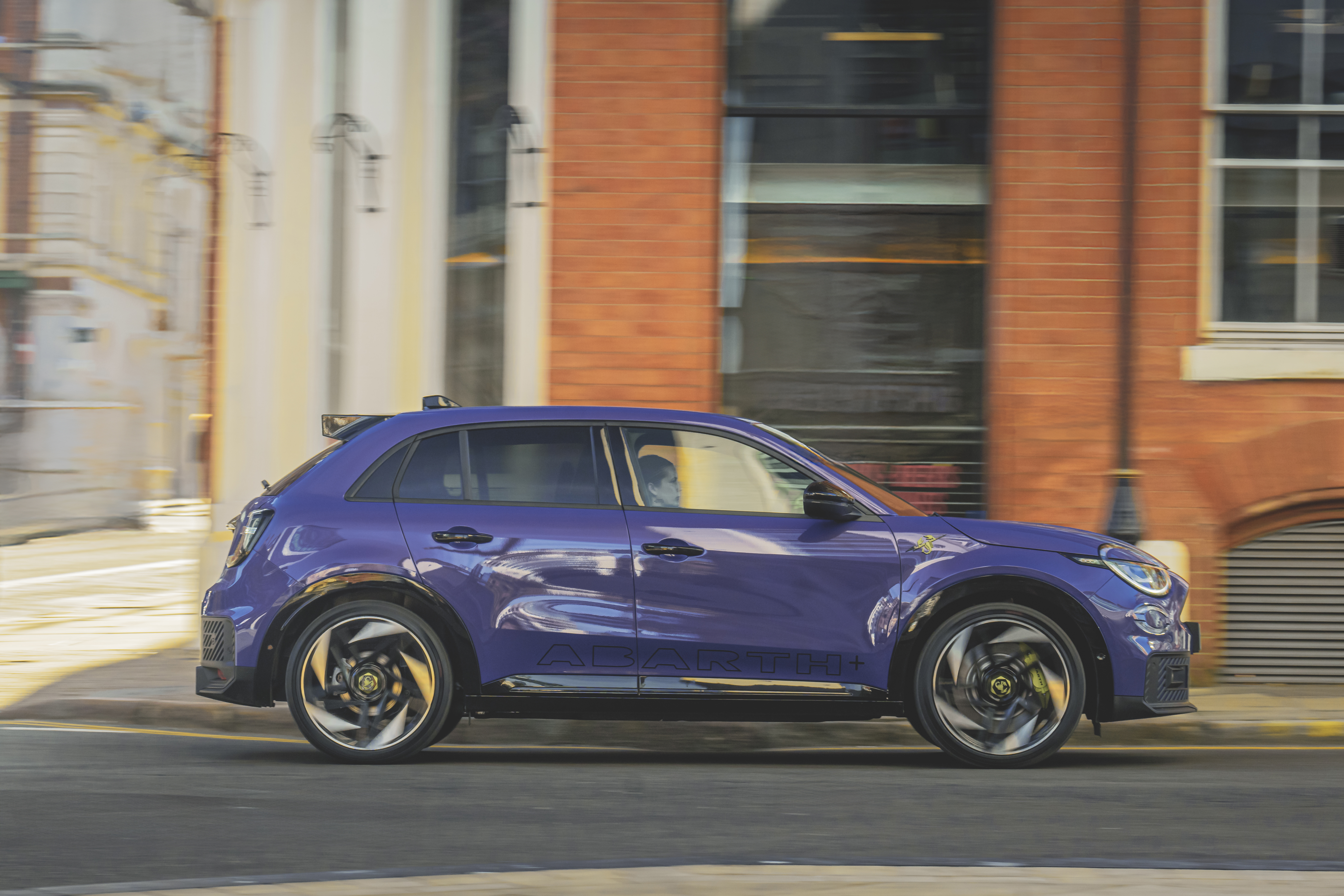 Abarth 600e