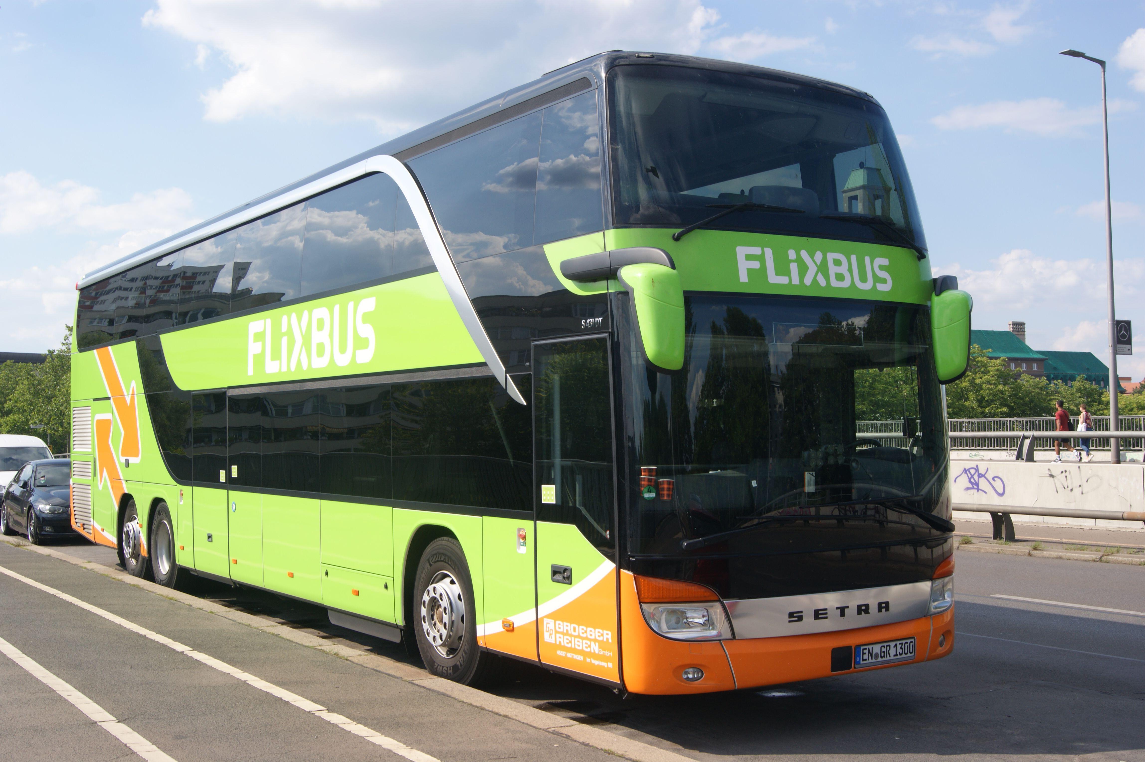 A FlixBus coach