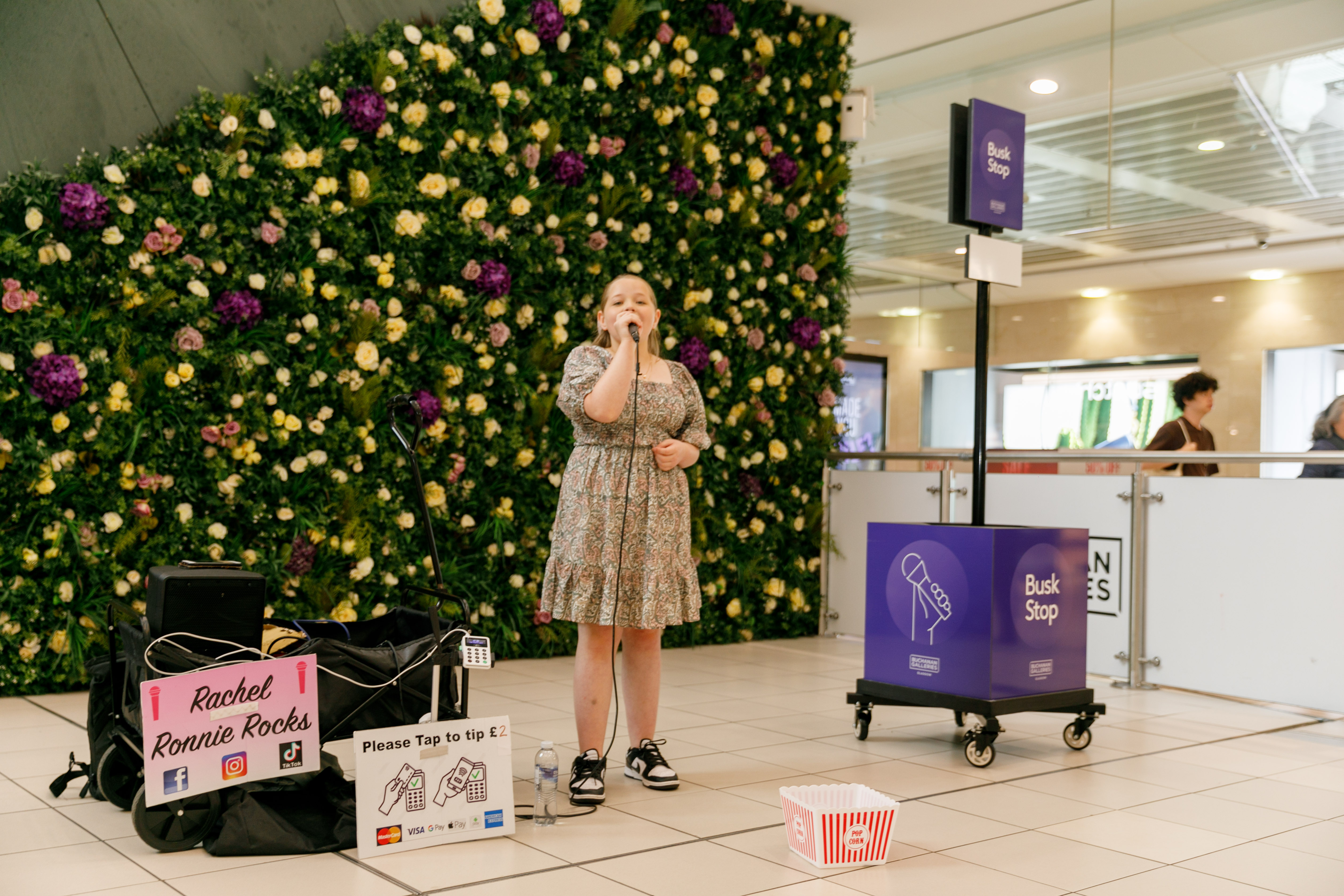 Rachel Ronnie performing at the Busk Stop