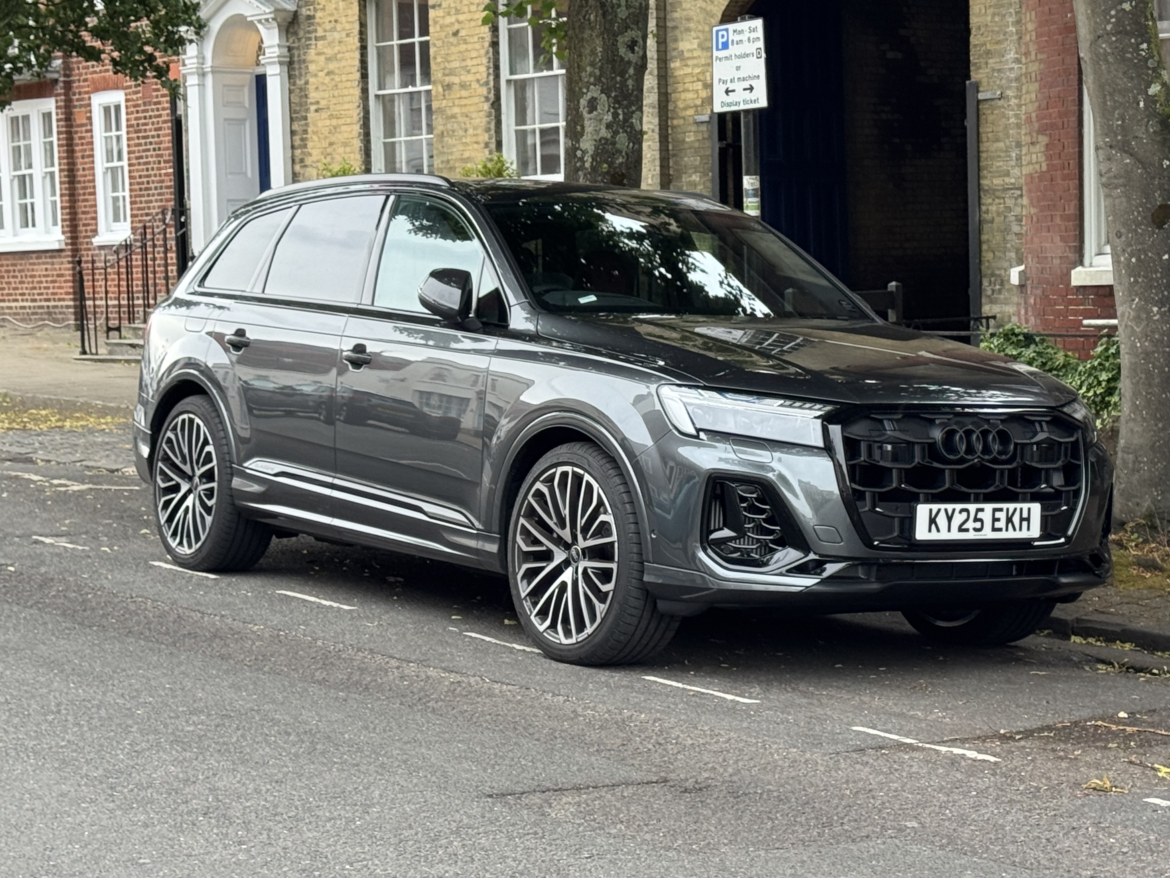 Audi SQ7