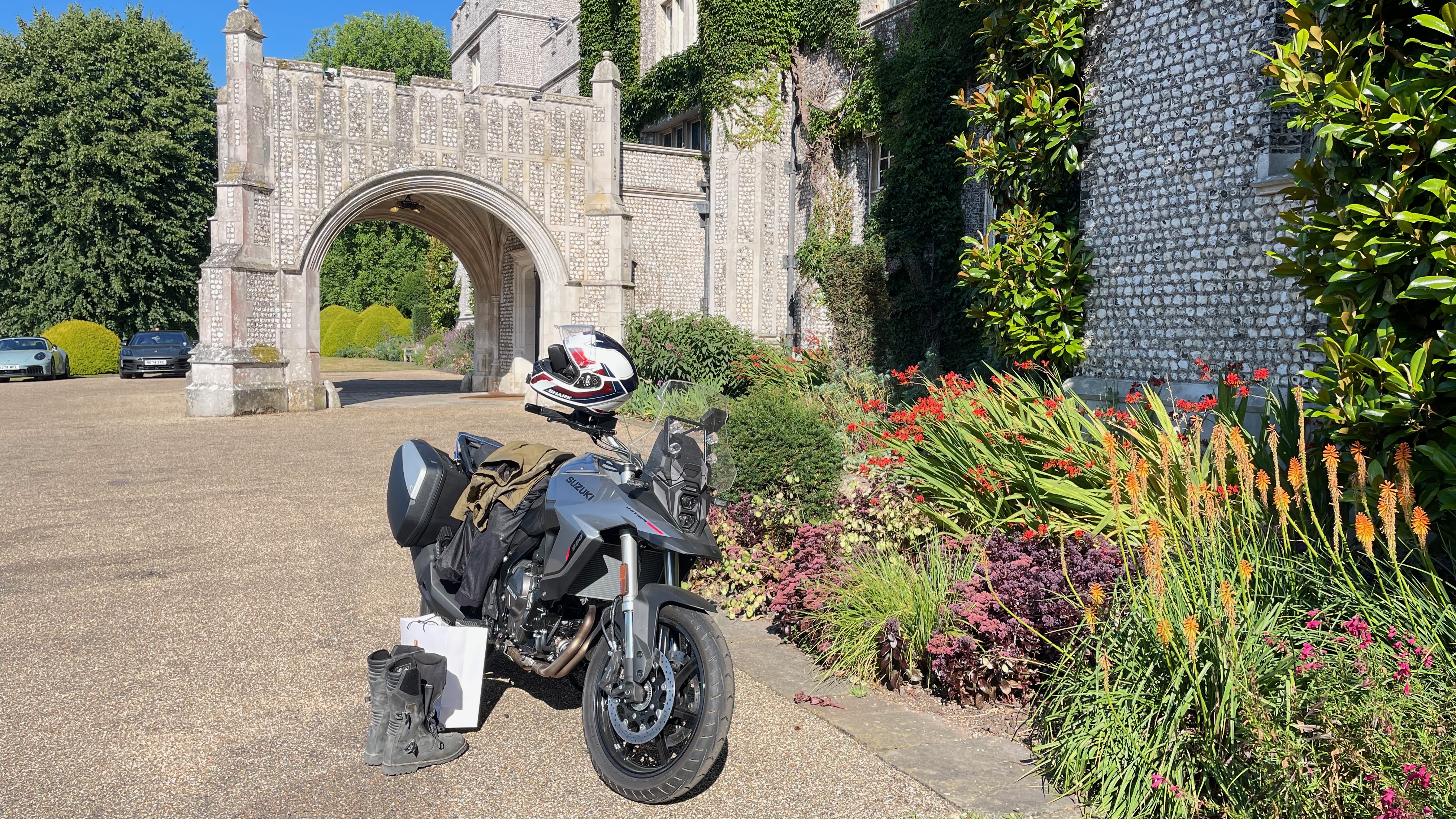Suzuki V-Strom 800RE