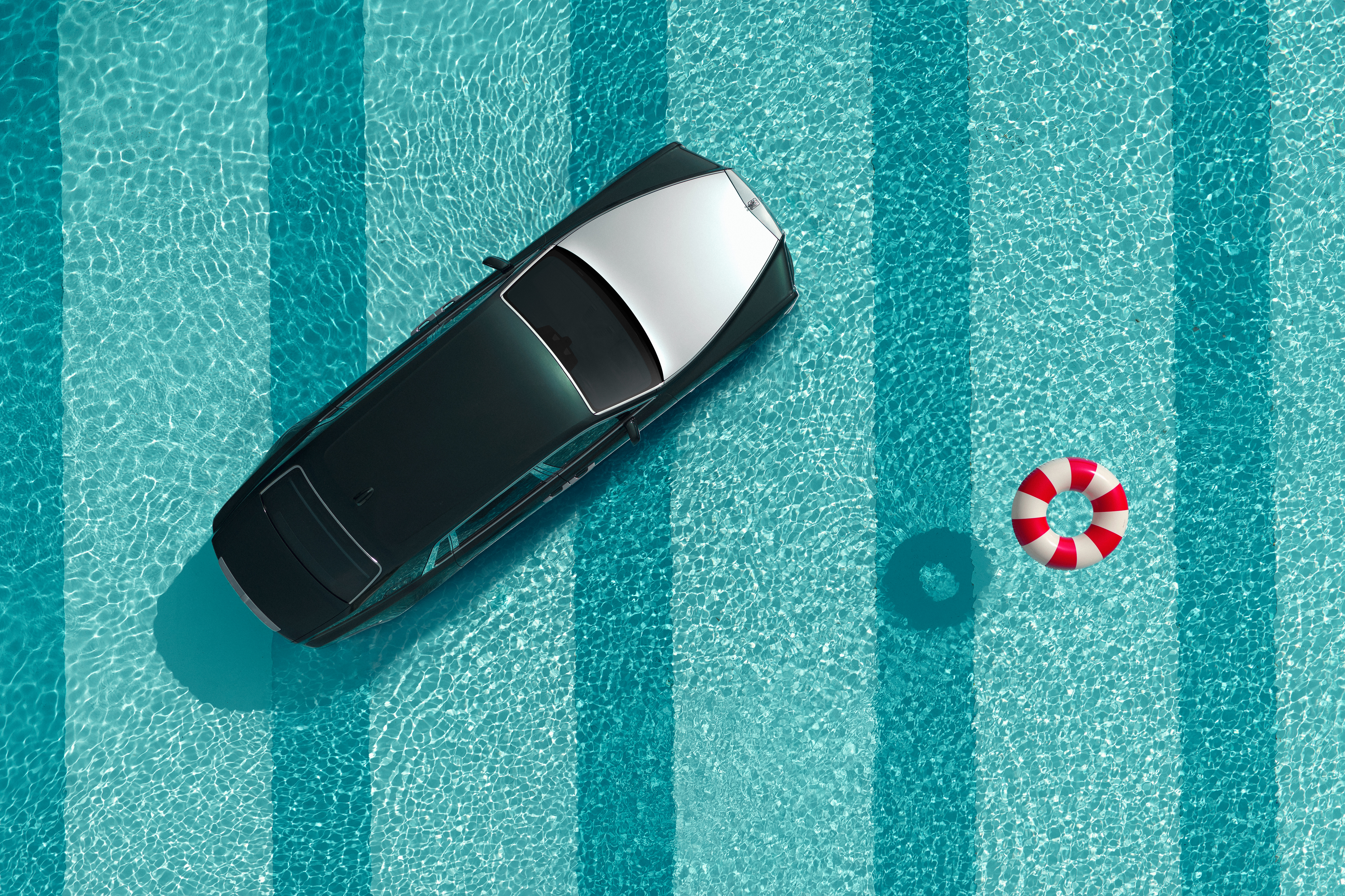 Rolls-Royce Phantom Pool