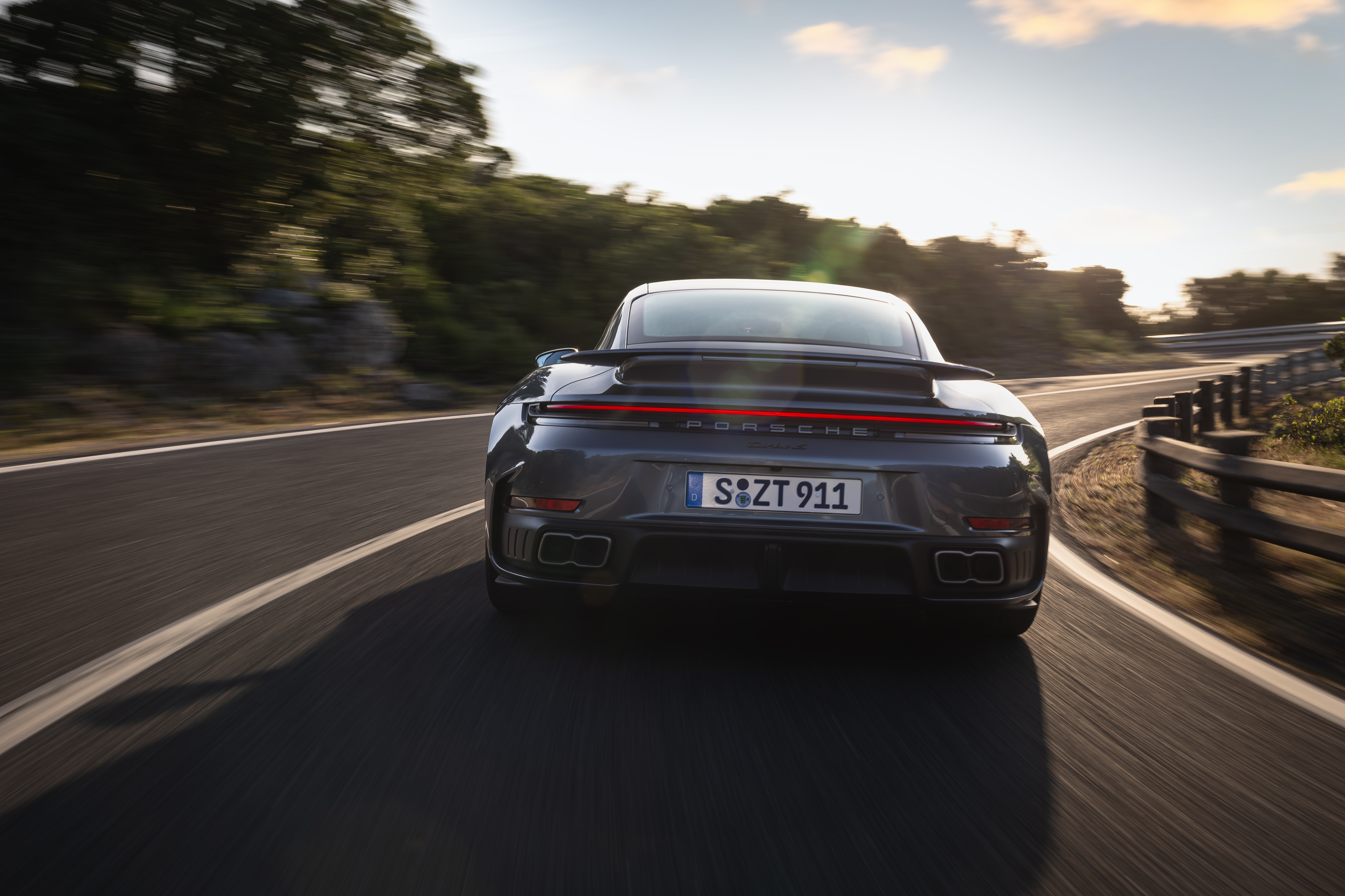 Porsche 911 Turbo S (EMBARGO: 14:00 BST Sunday 7th September)