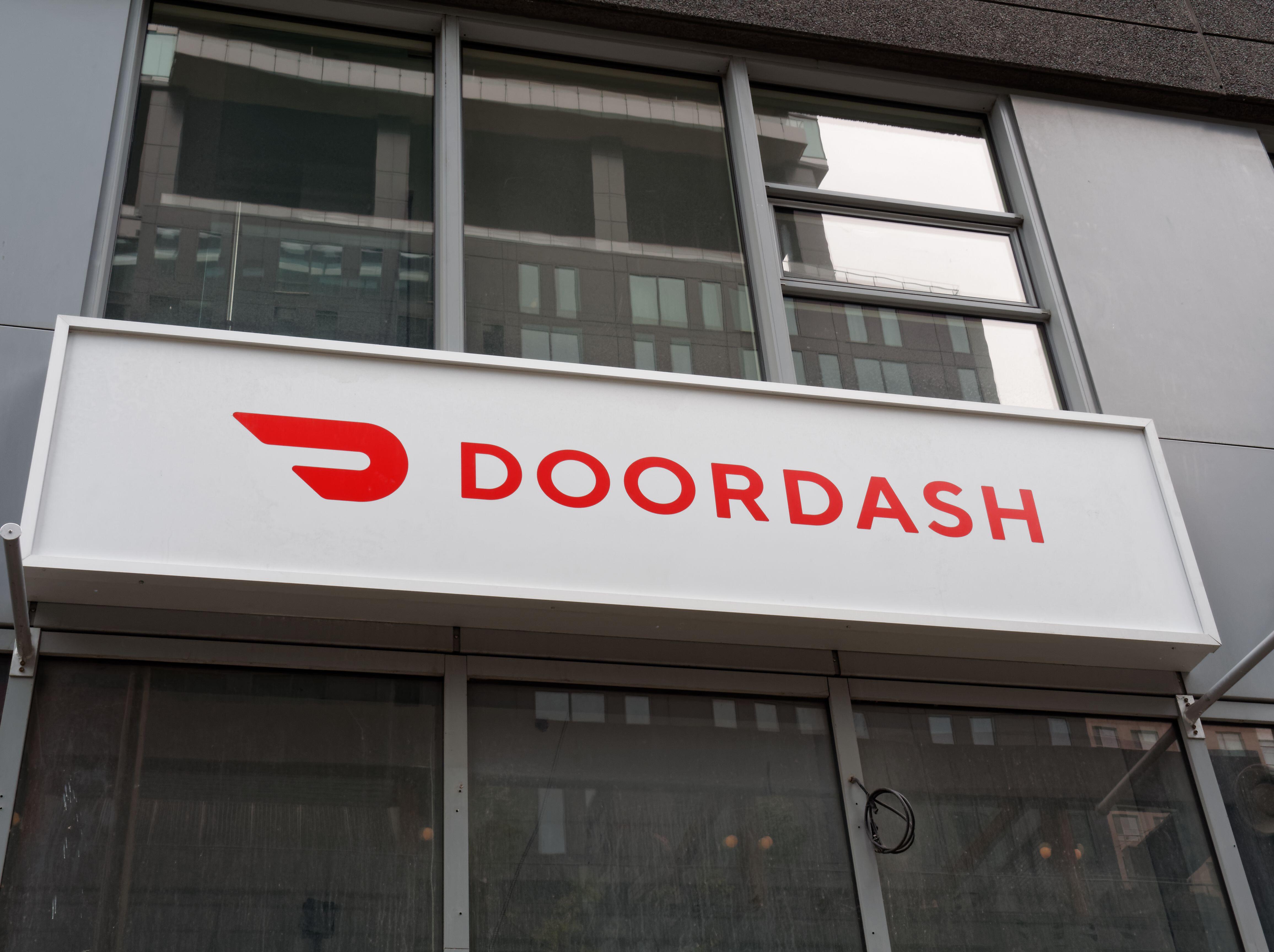 DoorDash sign in Montreal, Canada 