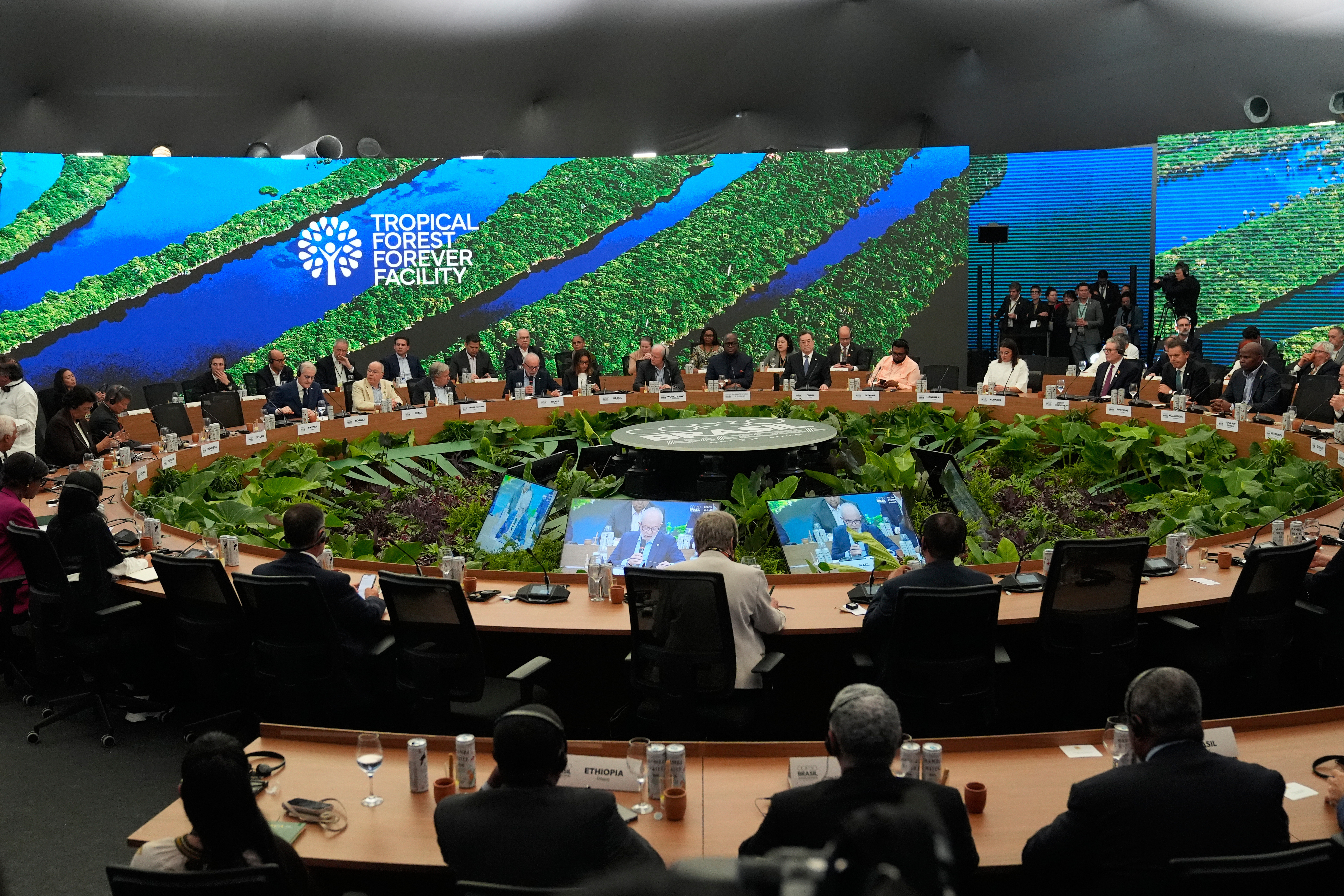 Brazilian President Luiz Inacio Lula da Silva speaks during a roundtable with leaders of tropical forest countries and nations committed to investing in the Tropical Forest Forever Facility