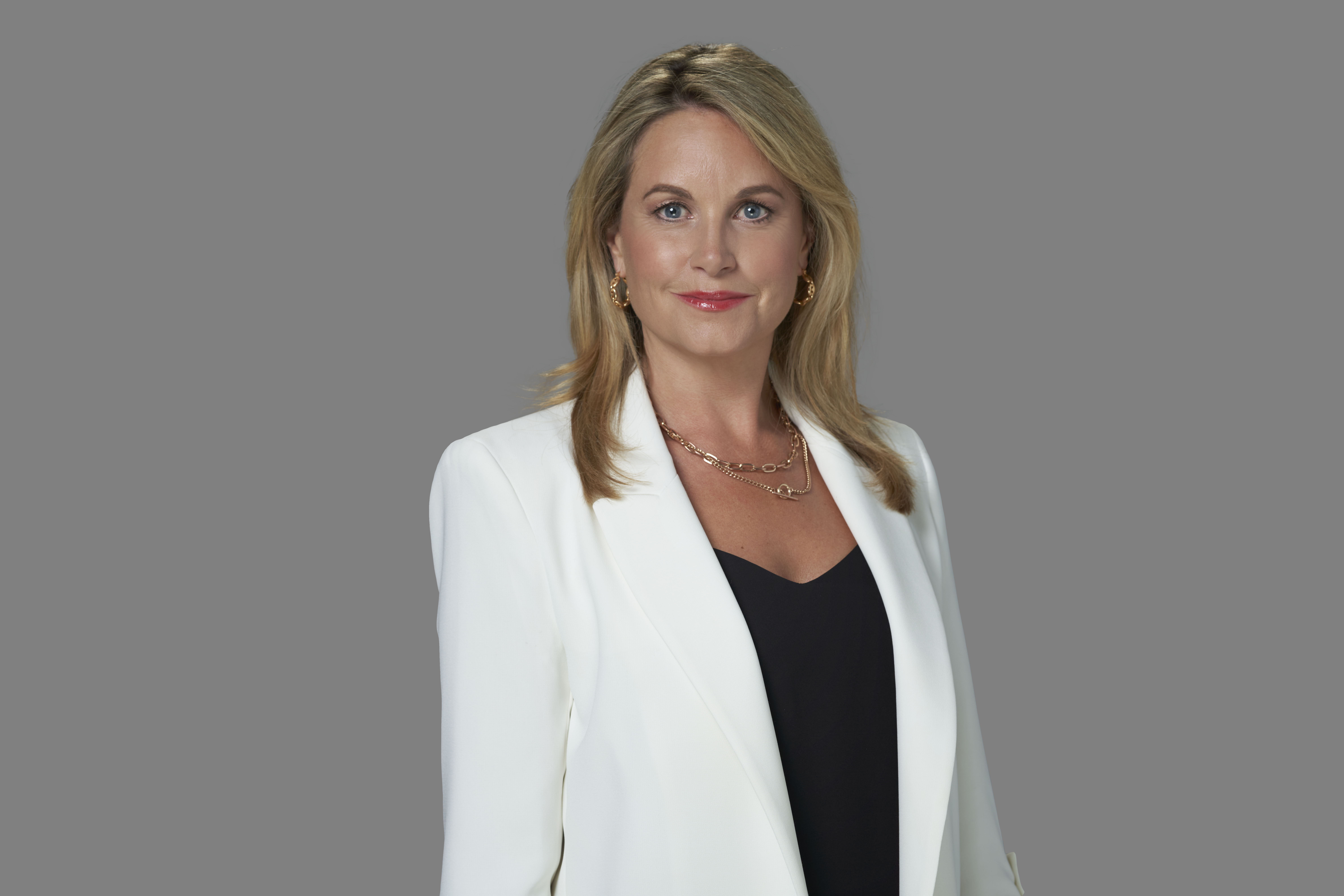 Sam Mitchell, played by Kim Medcalf, returns to EastEnders