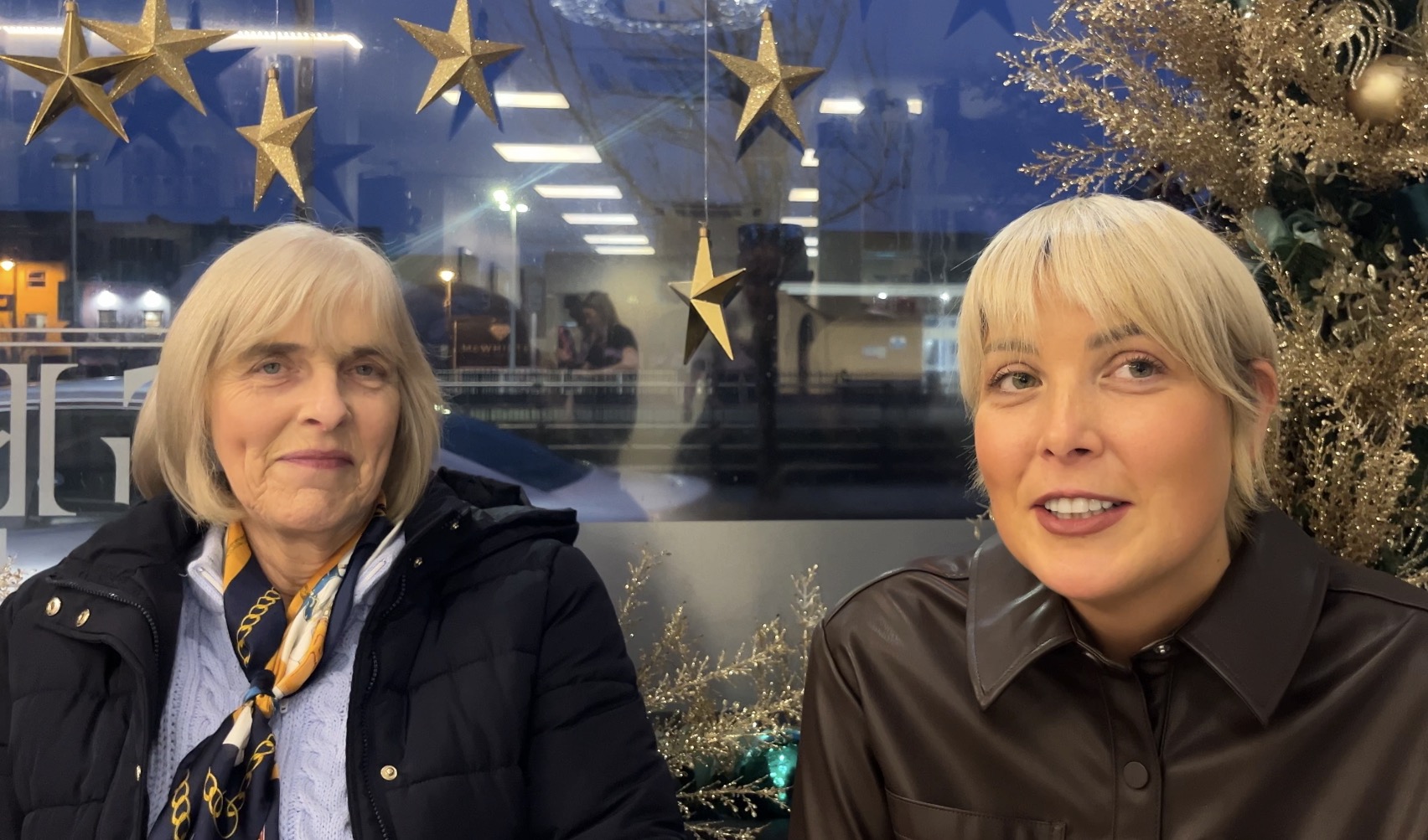  Marie (left) and Colleen Walls