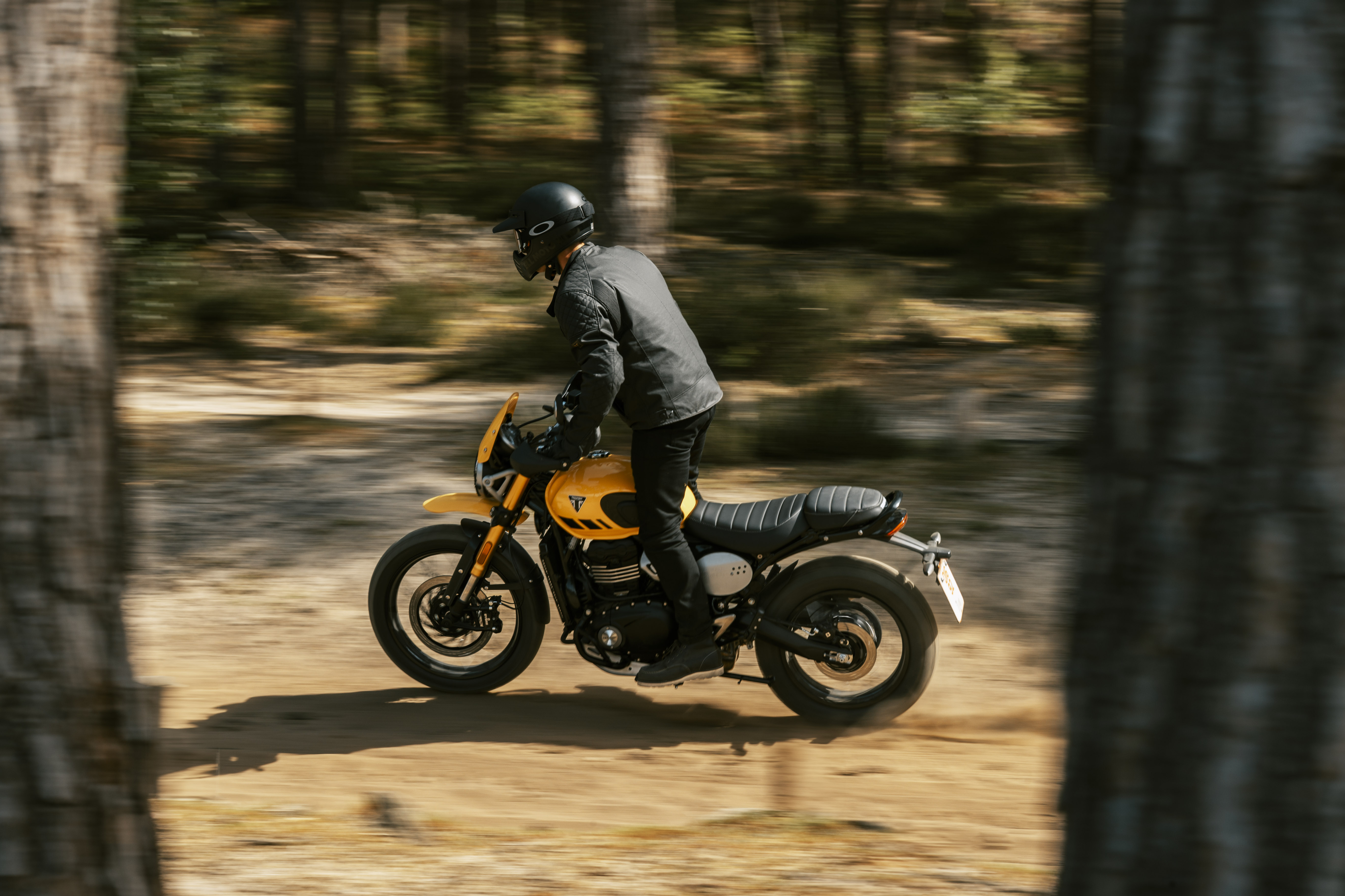 Triumoh Scrambler 400 XC