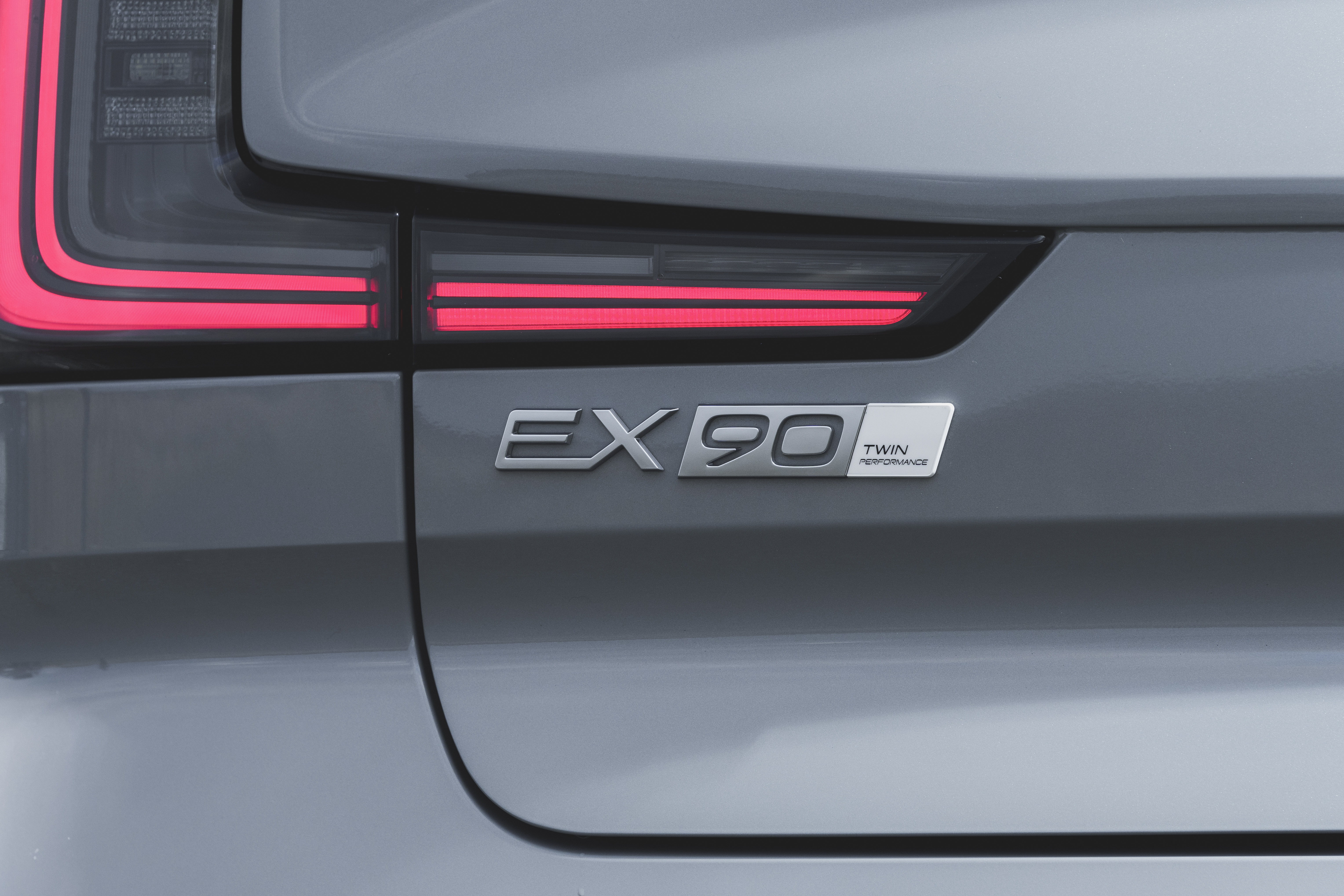 Volvo EX90