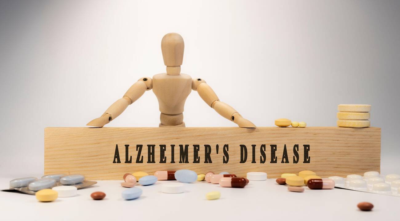 A stock image with the words Alzheimer's disease