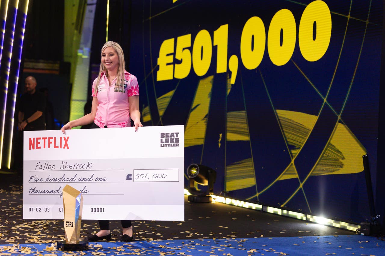 Fallon Sherrock won £501,000 (Nathan Stirk/Netflix)