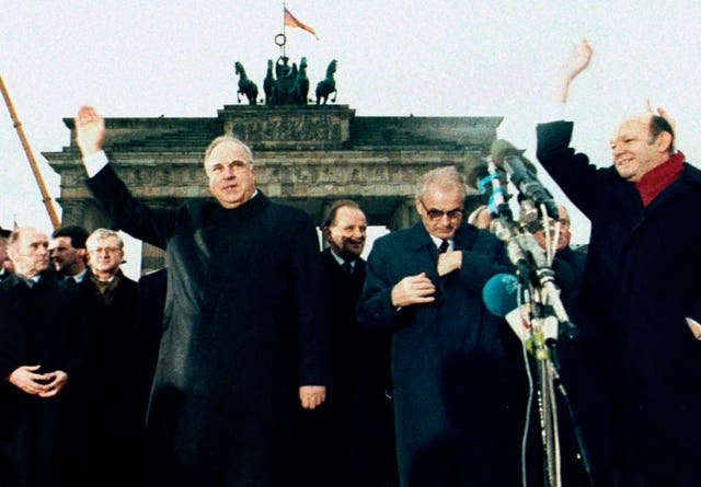 Helmut Kohl and Hans Modrow