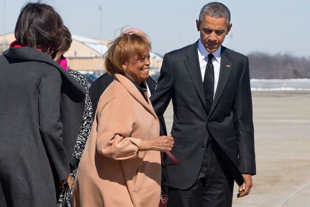 Marian Robinson boarding Air Force One with former US president Barack Obama