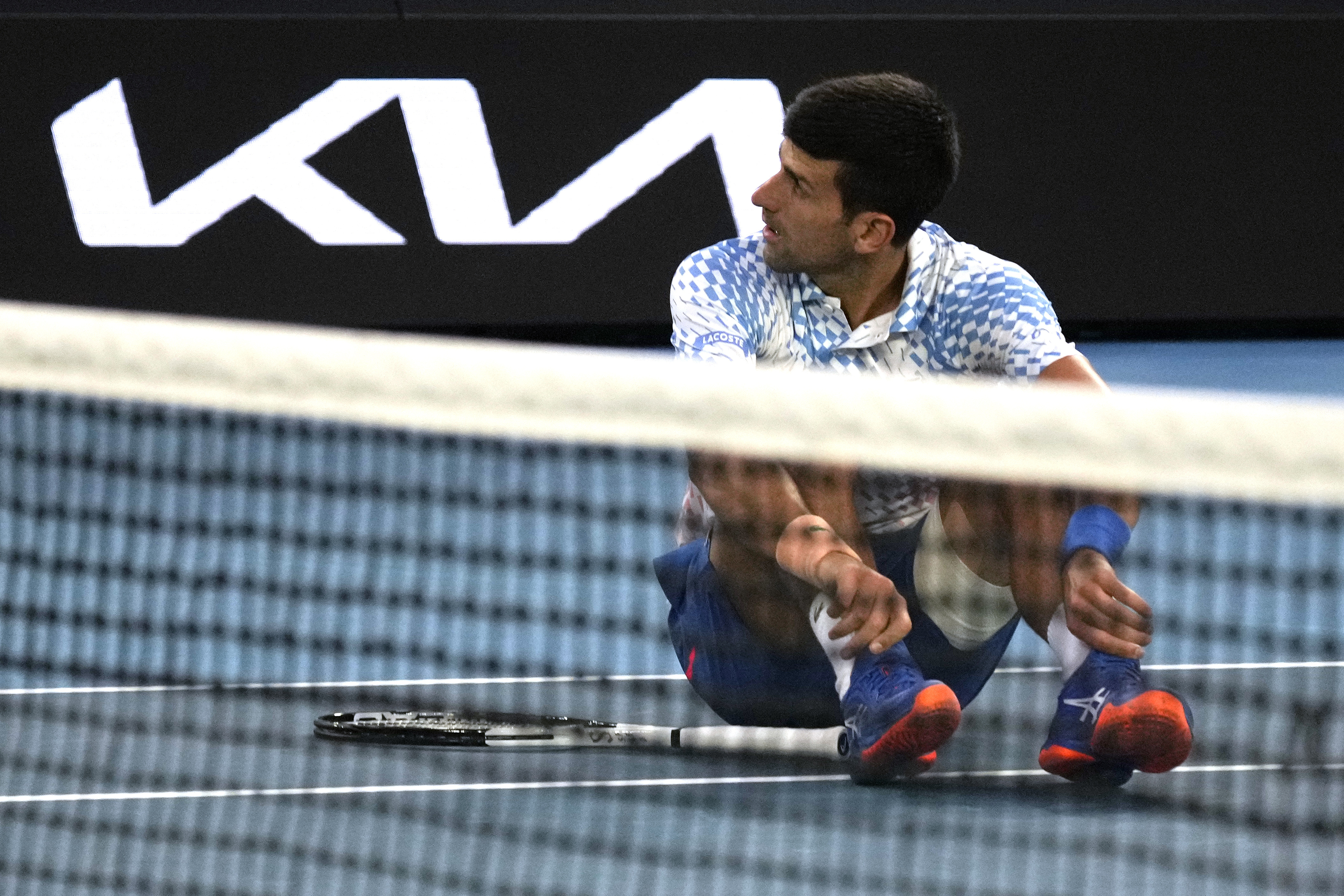 Novak Djokovic Plays Through The Pain To Beat Grigor Dimitrov At ...