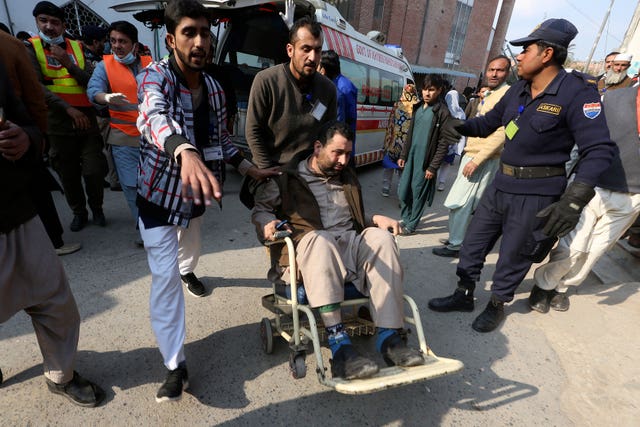 Bomb attack on a mosque in Pakistan