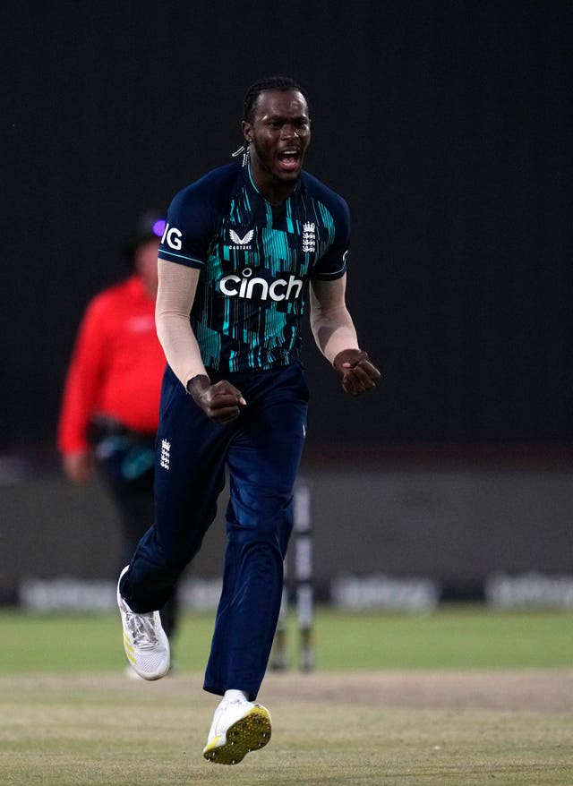 Jofra Archer celebrates a wicket