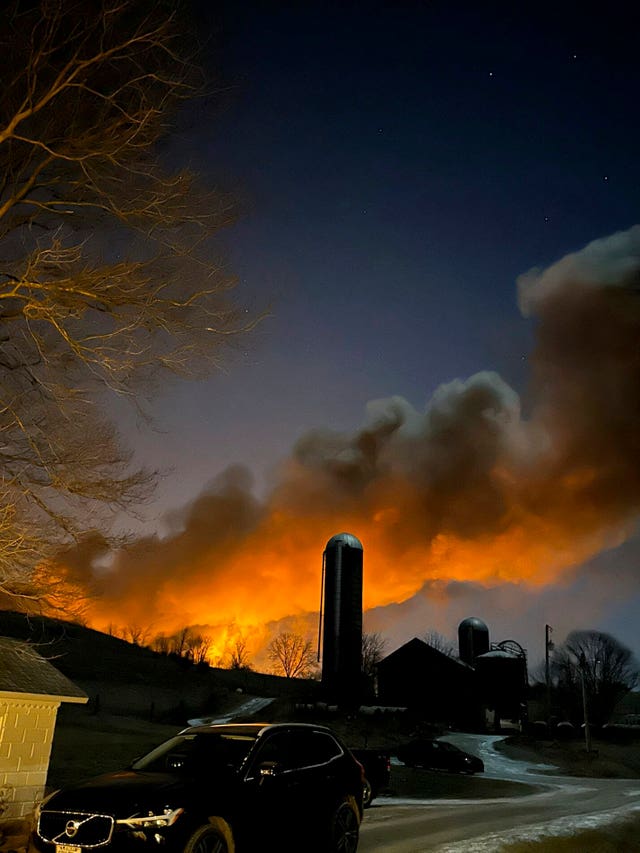 Train derailment fire in Ohio